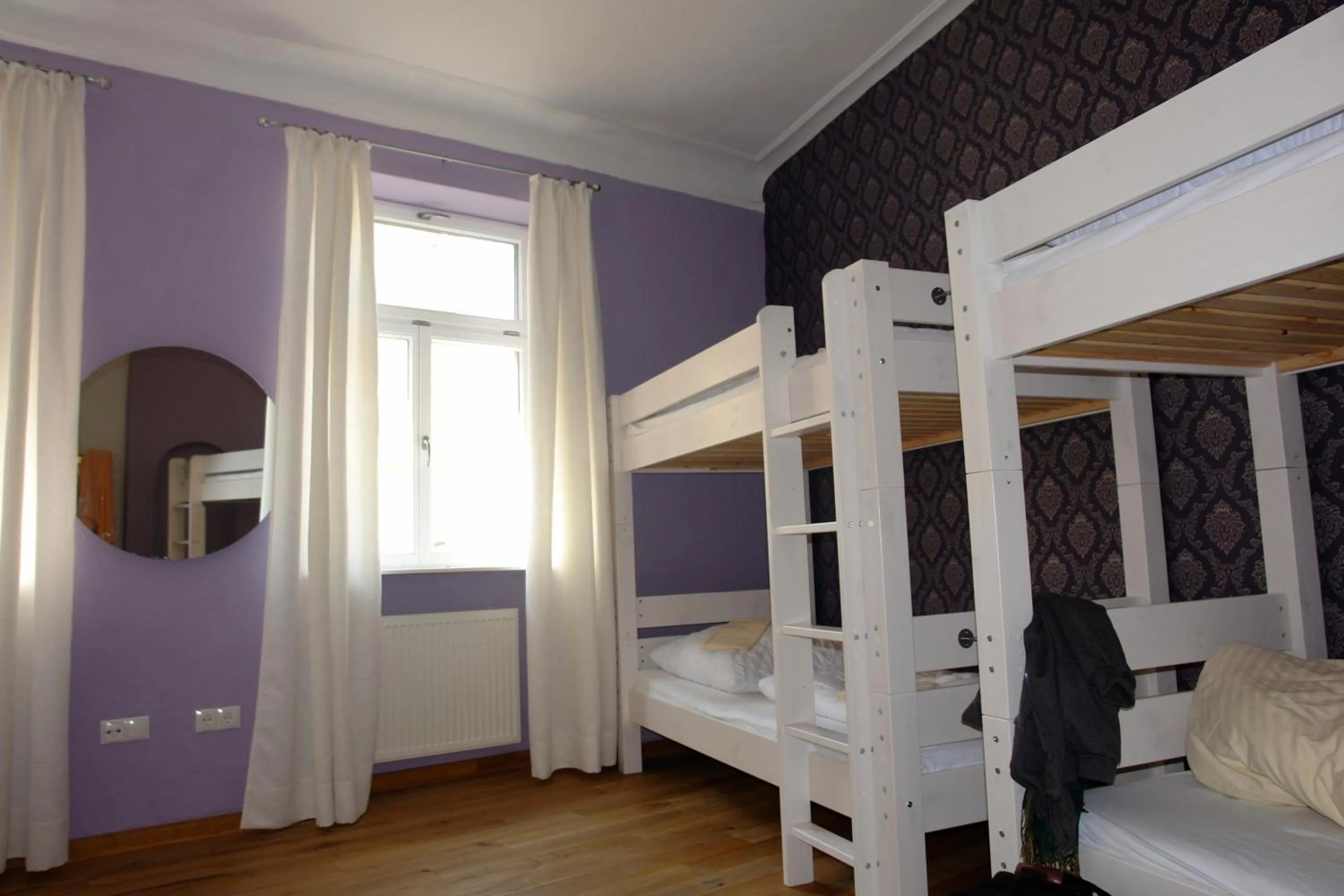 Photo of the whole room, Bed in Lotte - The Backpackers