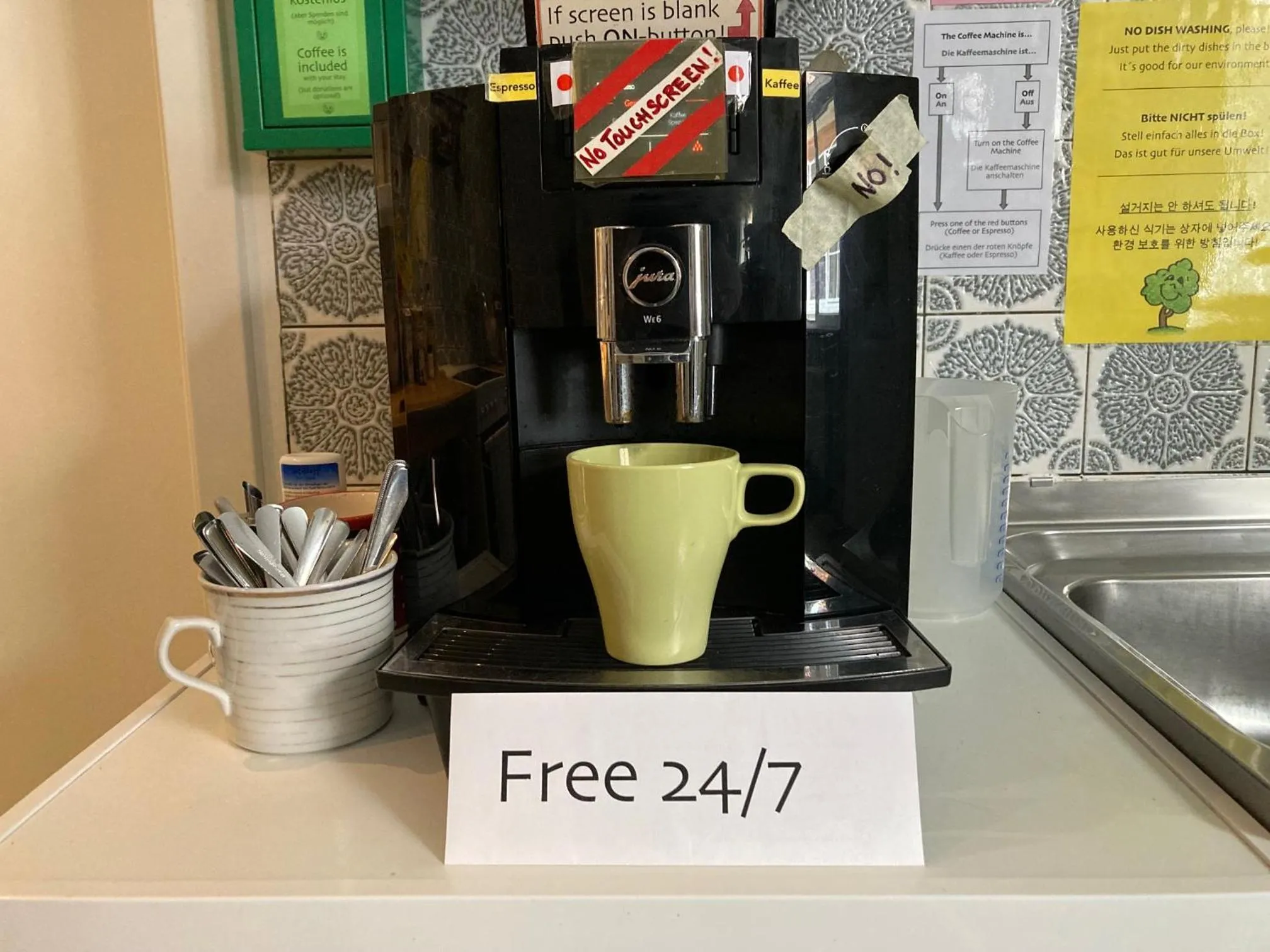 Breakfast in Lotte - The Backpackers