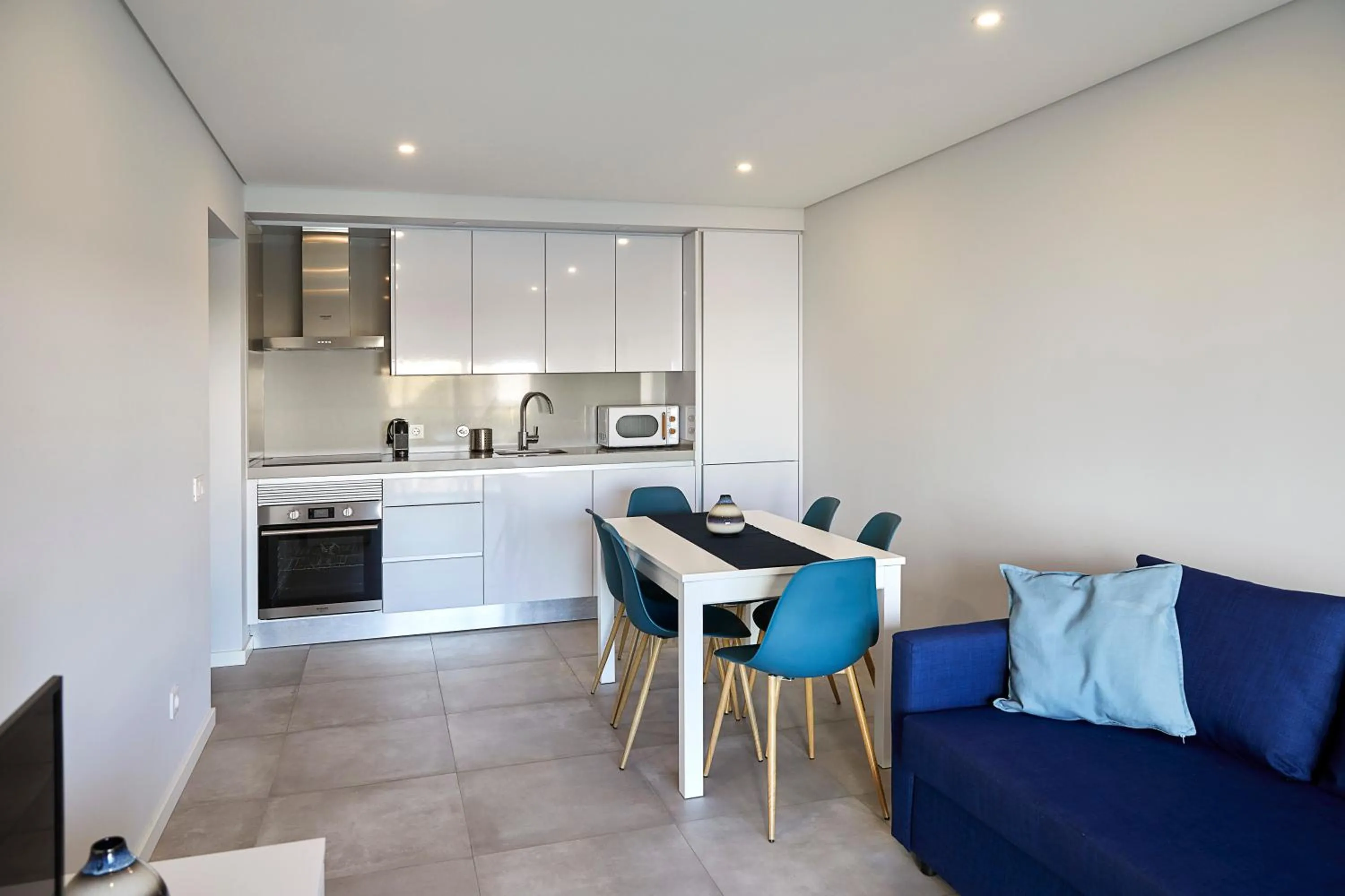 Kitchen or kitchenette in Nice apartment near the beach - Monte Gordo