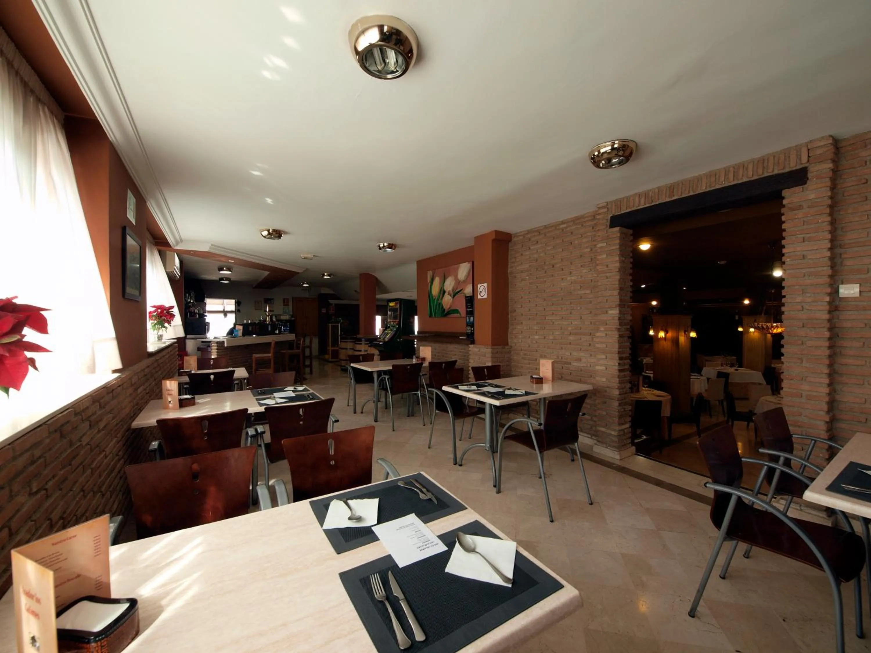 Restaurant/places to eat in Los Galanes