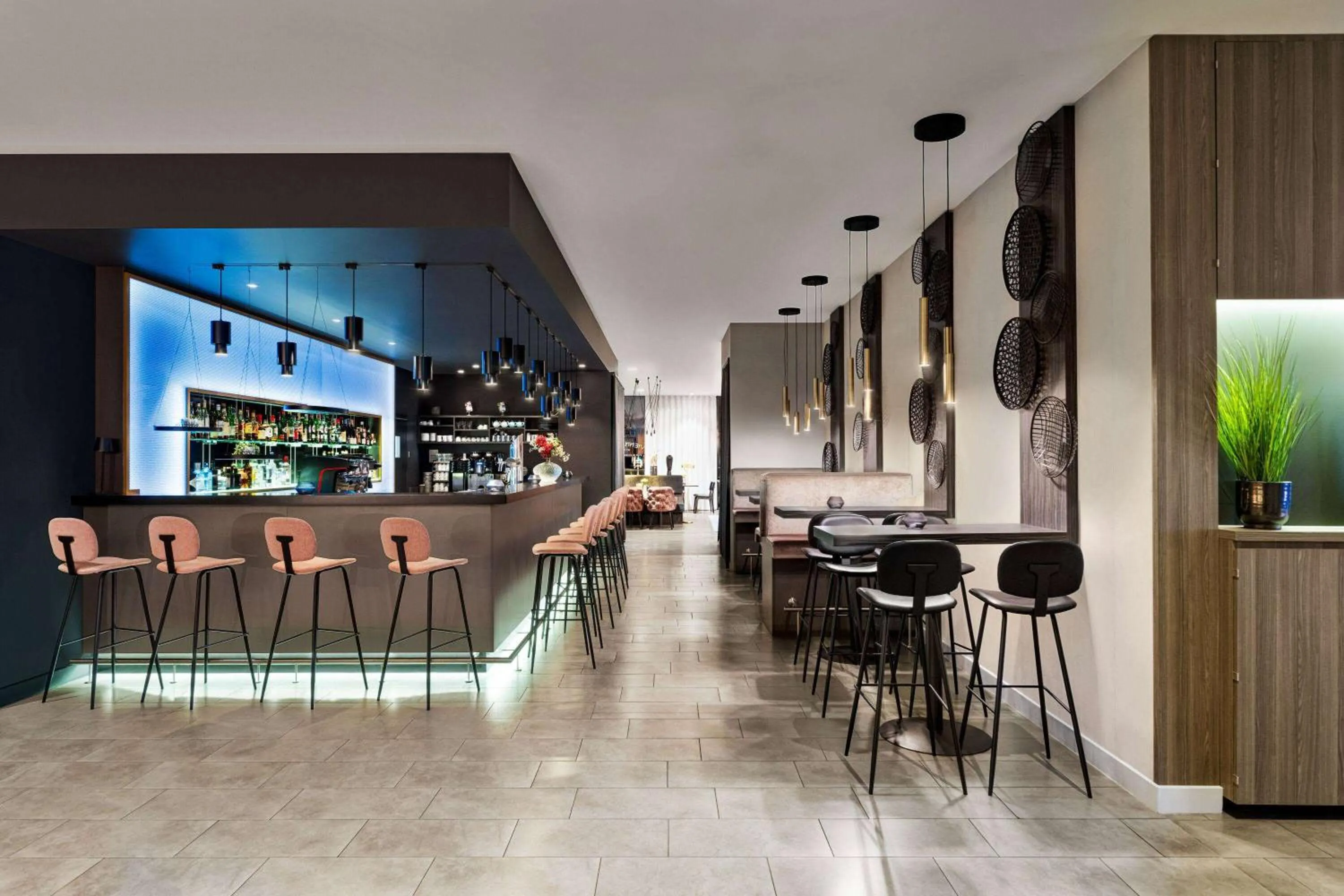 Lounge or bar in Vienna House by Wyndham zur Bleiche Schaffhausen