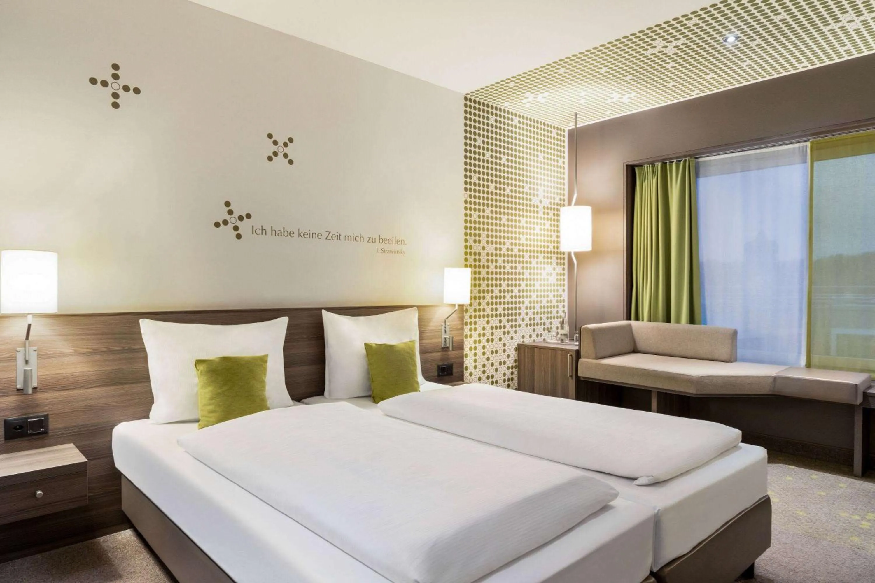 Photo of the whole room, Bed in Vienna House by Wyndham zur Bleiche Schaffhausen