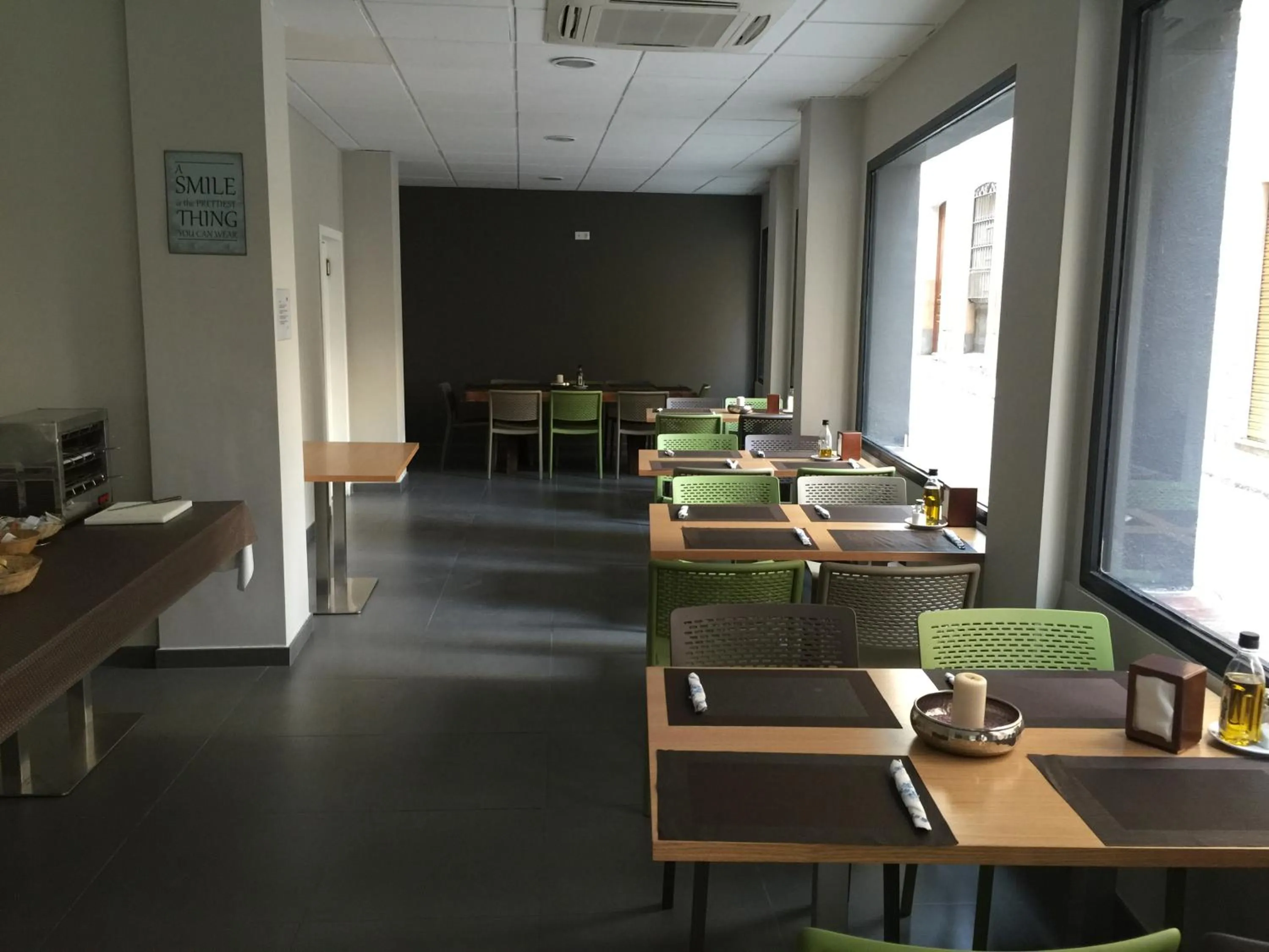 Restaurant/places to eat in La Perla