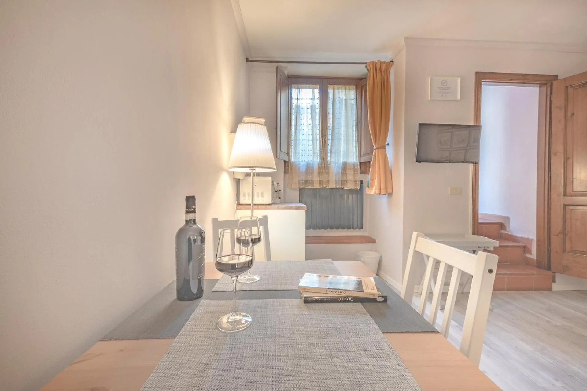 Photo of the whole room, Bed in Montechiari In Chianti