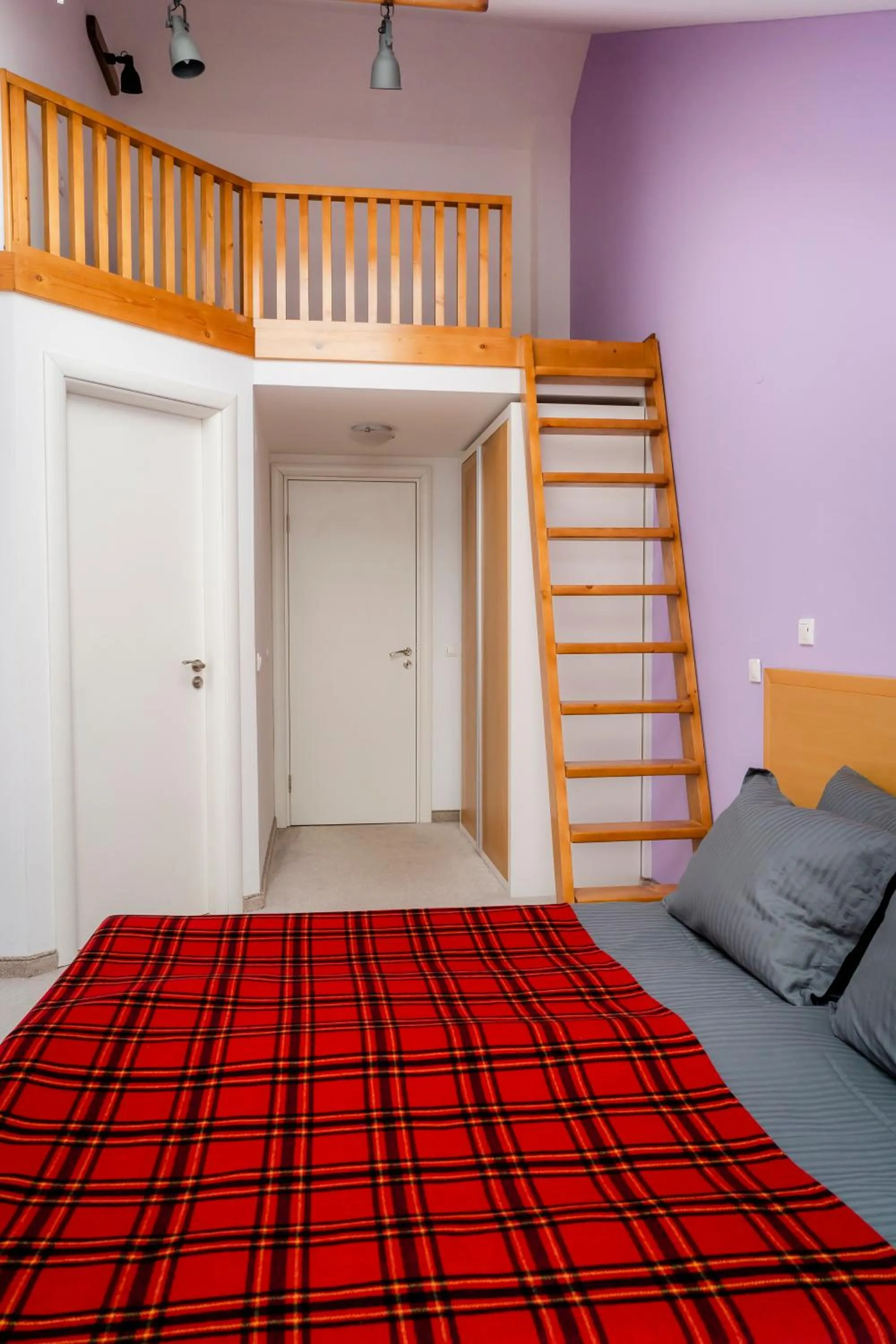 Bedroom, Bed in Saint George Palace Deluxe Collection