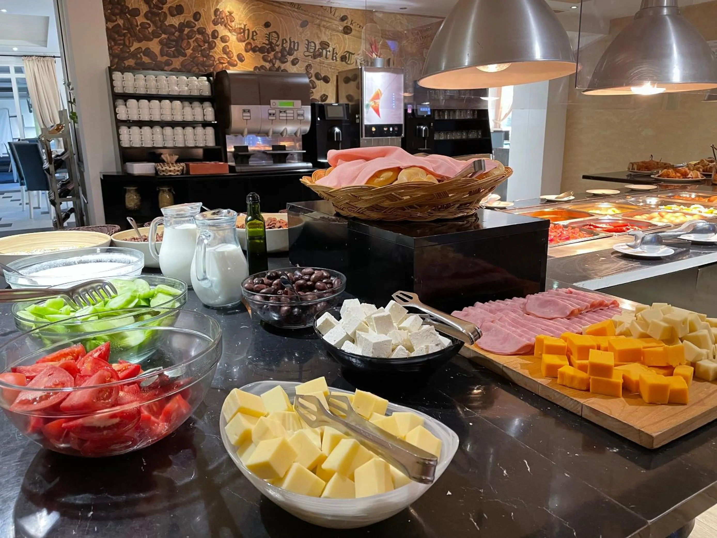 Food in Saint George Palace Deluxe Collection