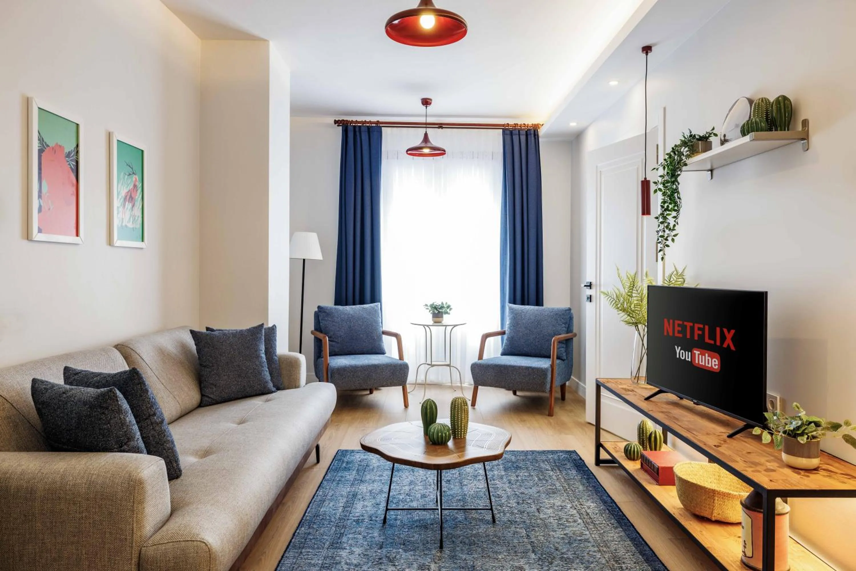 TV and multimedia in Monnas Suite