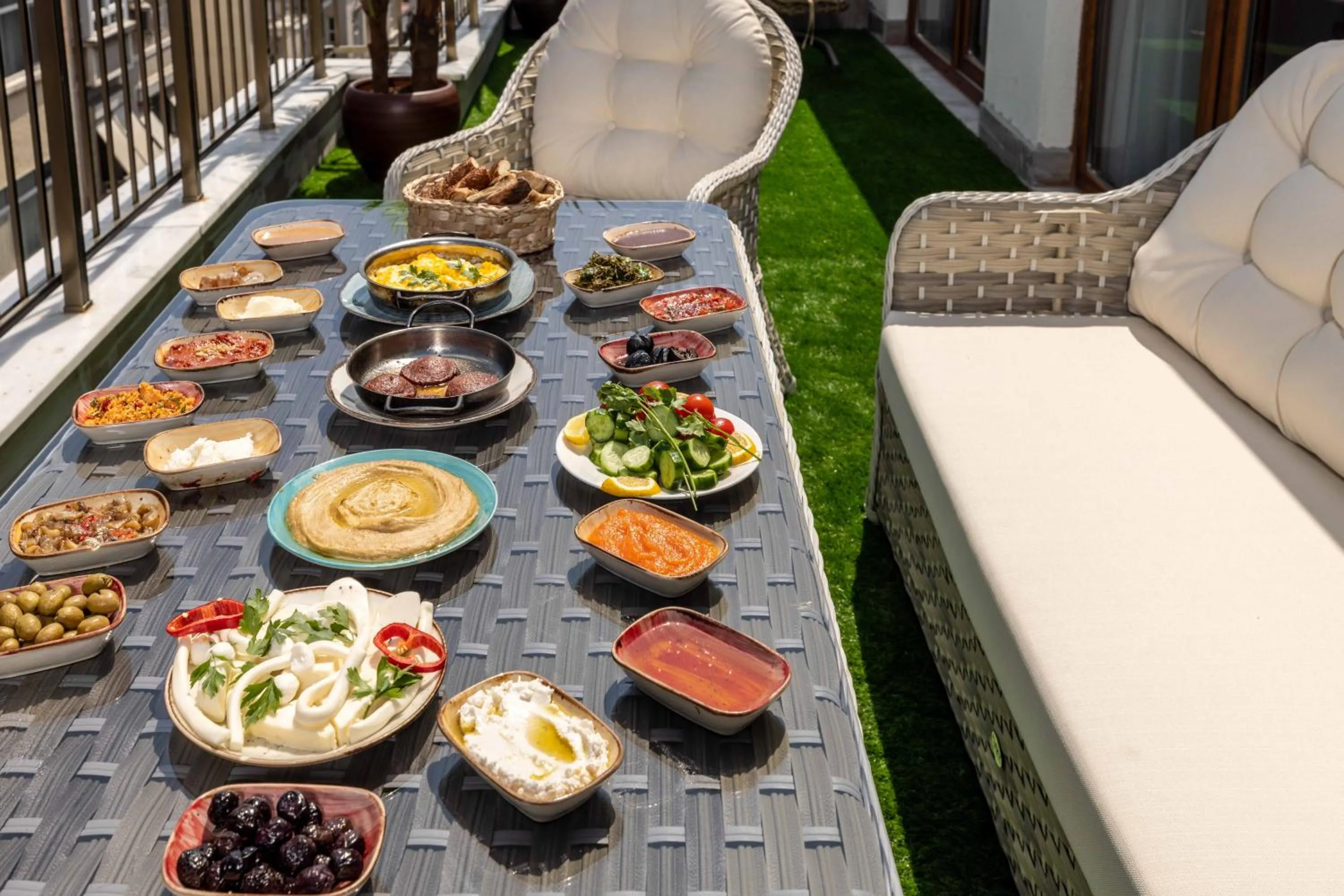 Balcony/Terrace in Monnas Suite