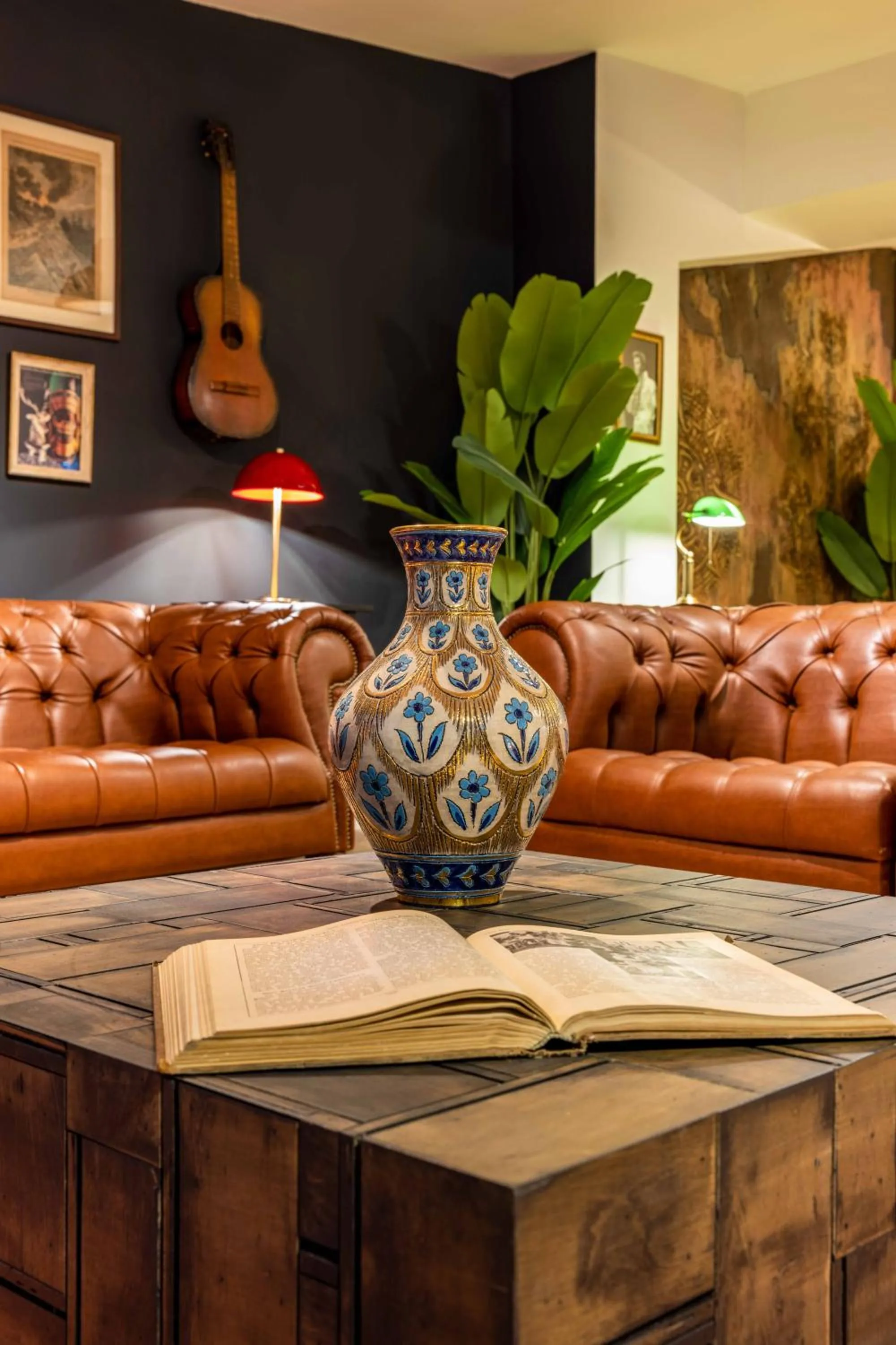 Living room in Monnas Suite