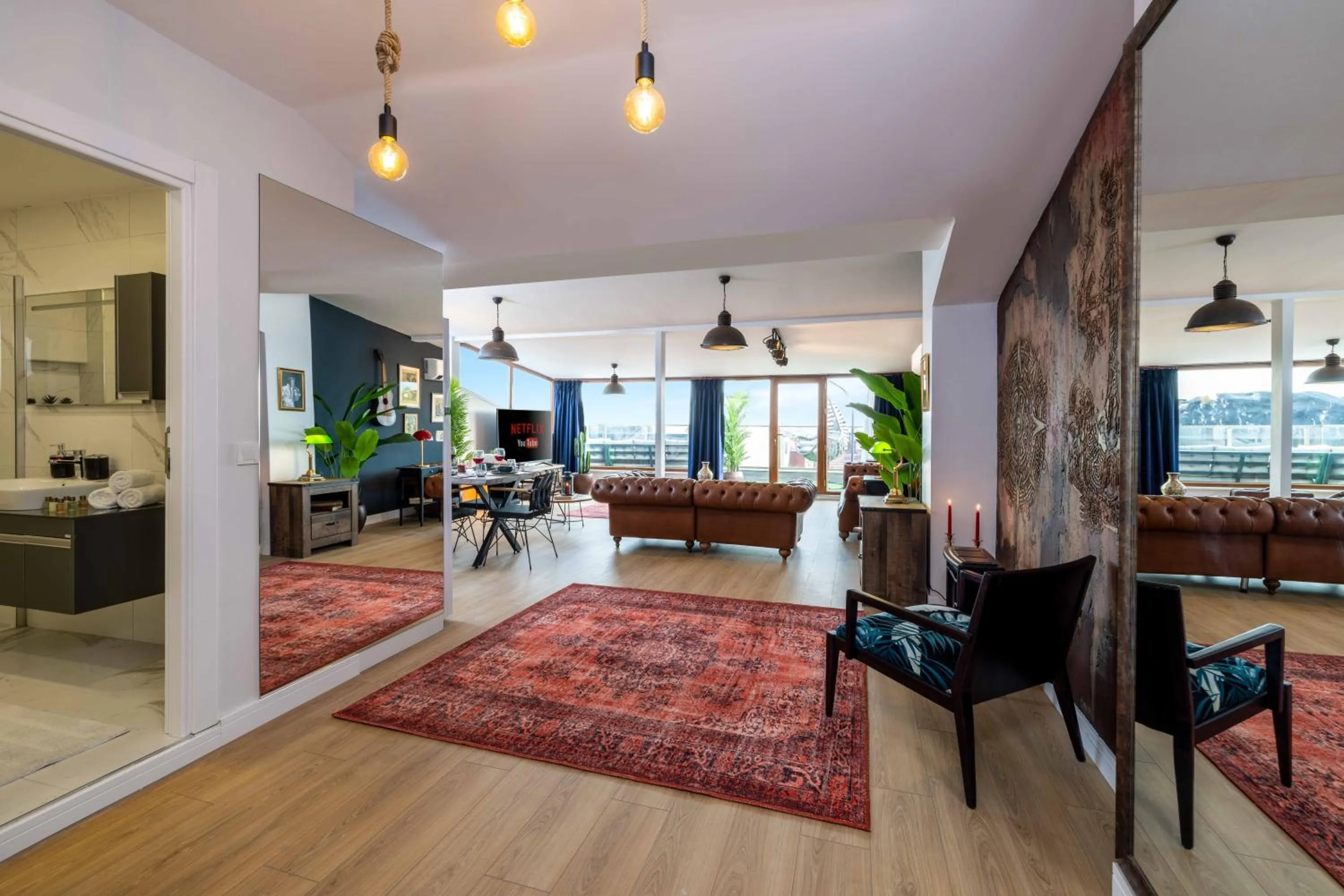 TV and multimedia in Monnas Suite