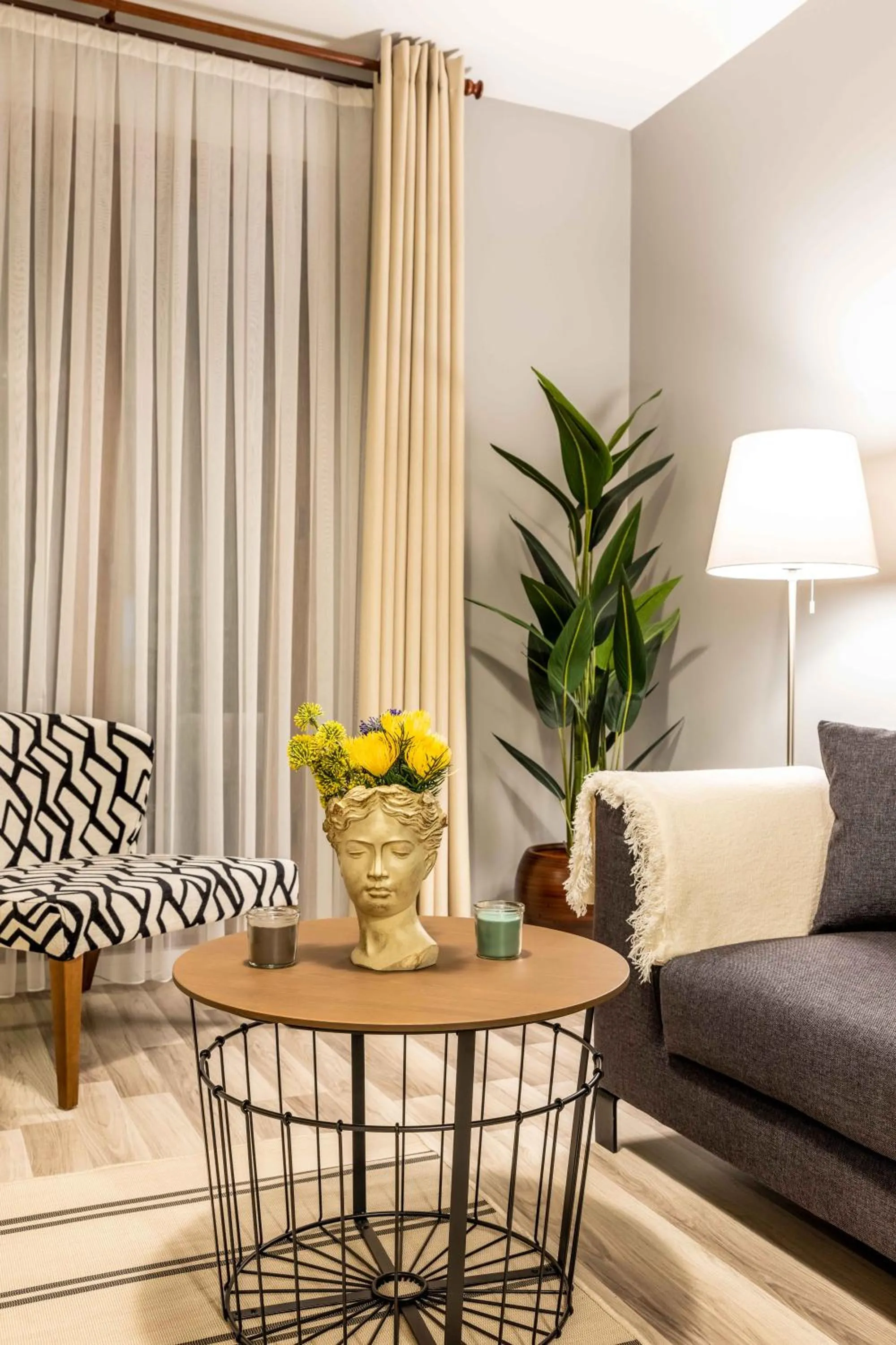 Living room in Monnas Suite