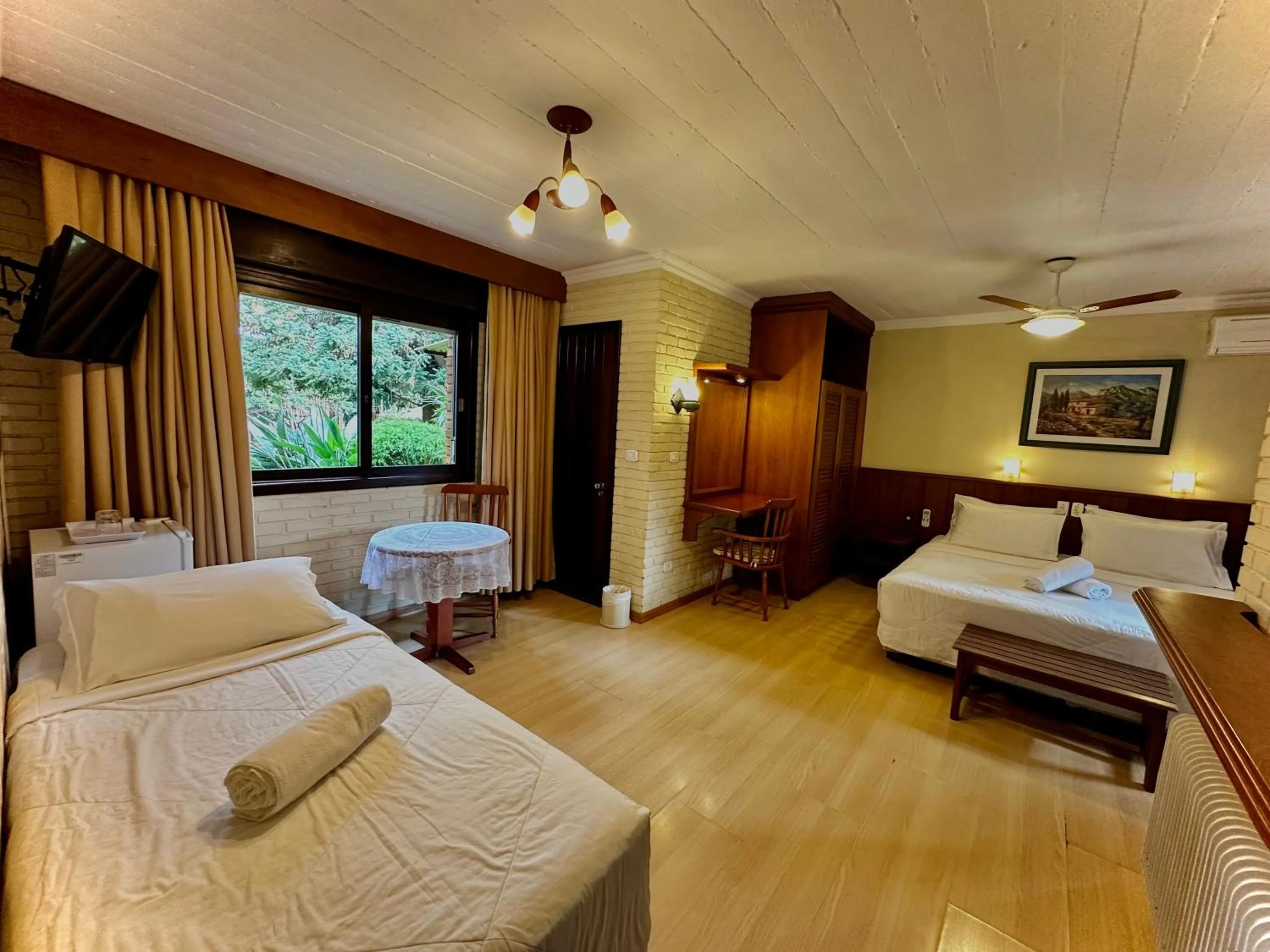 Photo of the whole room, Bed in Natur Hotel - 700m da Rua Coberta