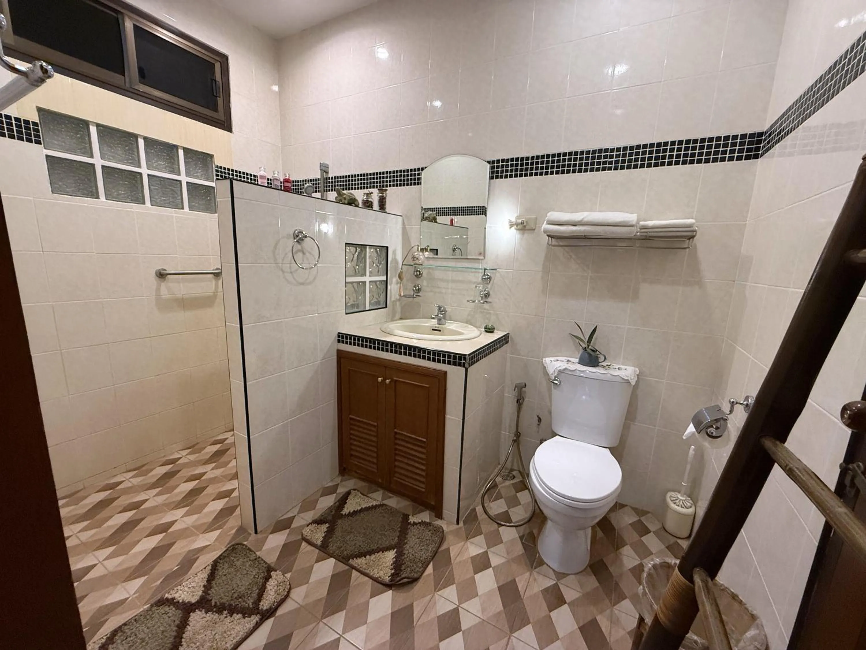 Saku Boutique Homestay