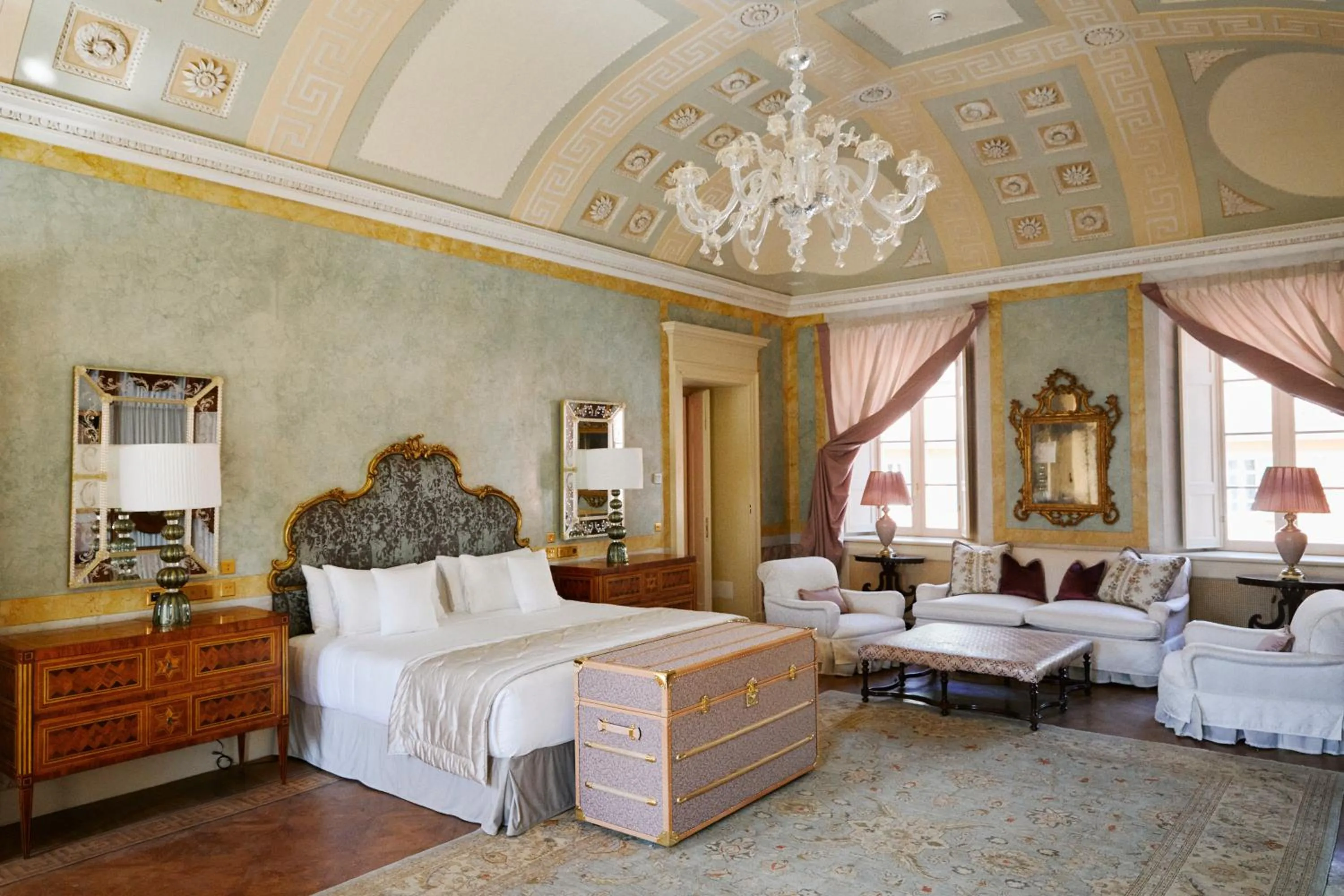 Bedroom in Passalacqua