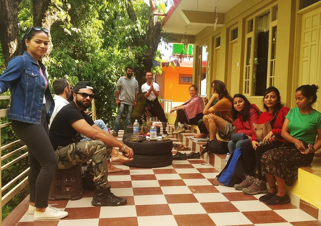 People in The Unmad - Dharamkot