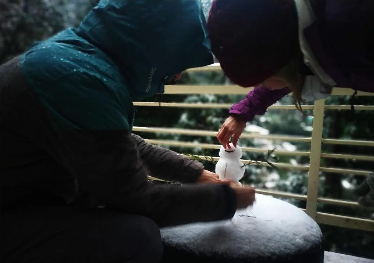 People in The Unmad - Dharamkot