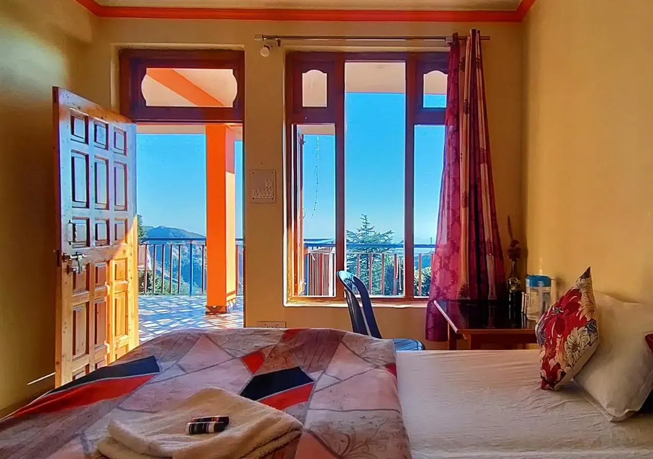 King Room with Garden View in The Unmad - Dharamkot King Room with Garden View in The Unmad - Dharamkot