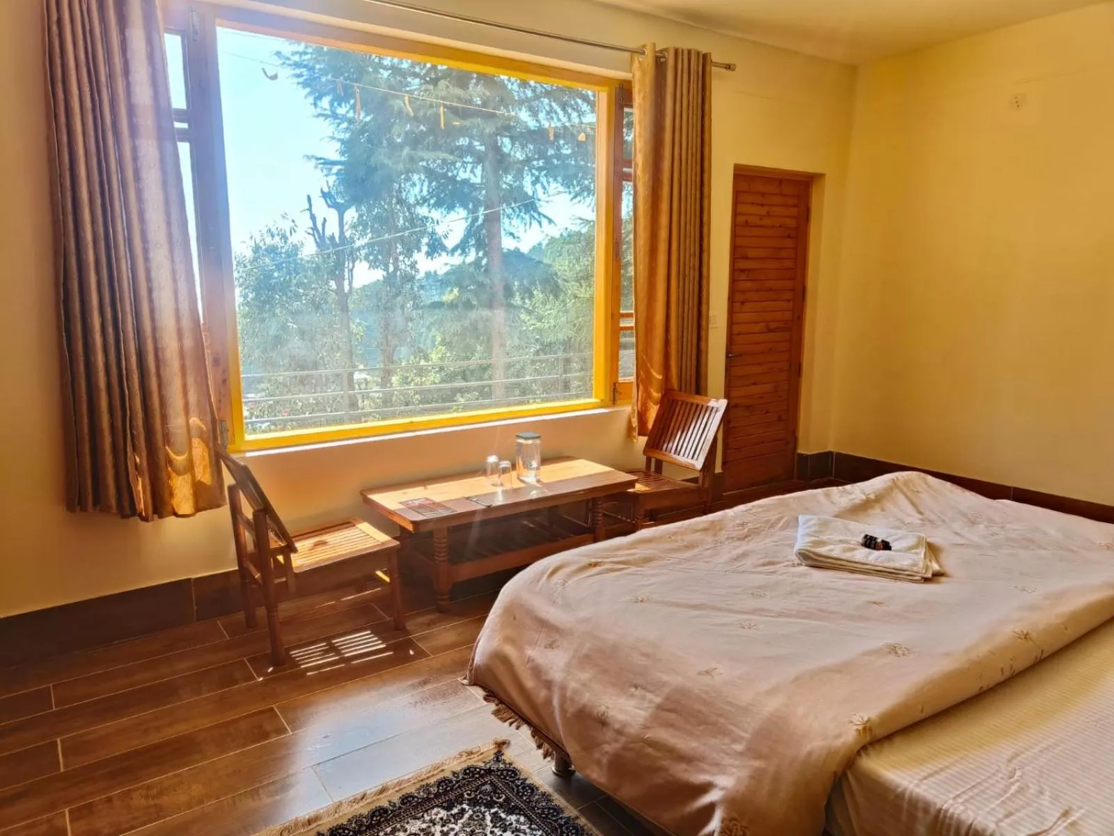 Bed in The Unmad - Dharamkot
