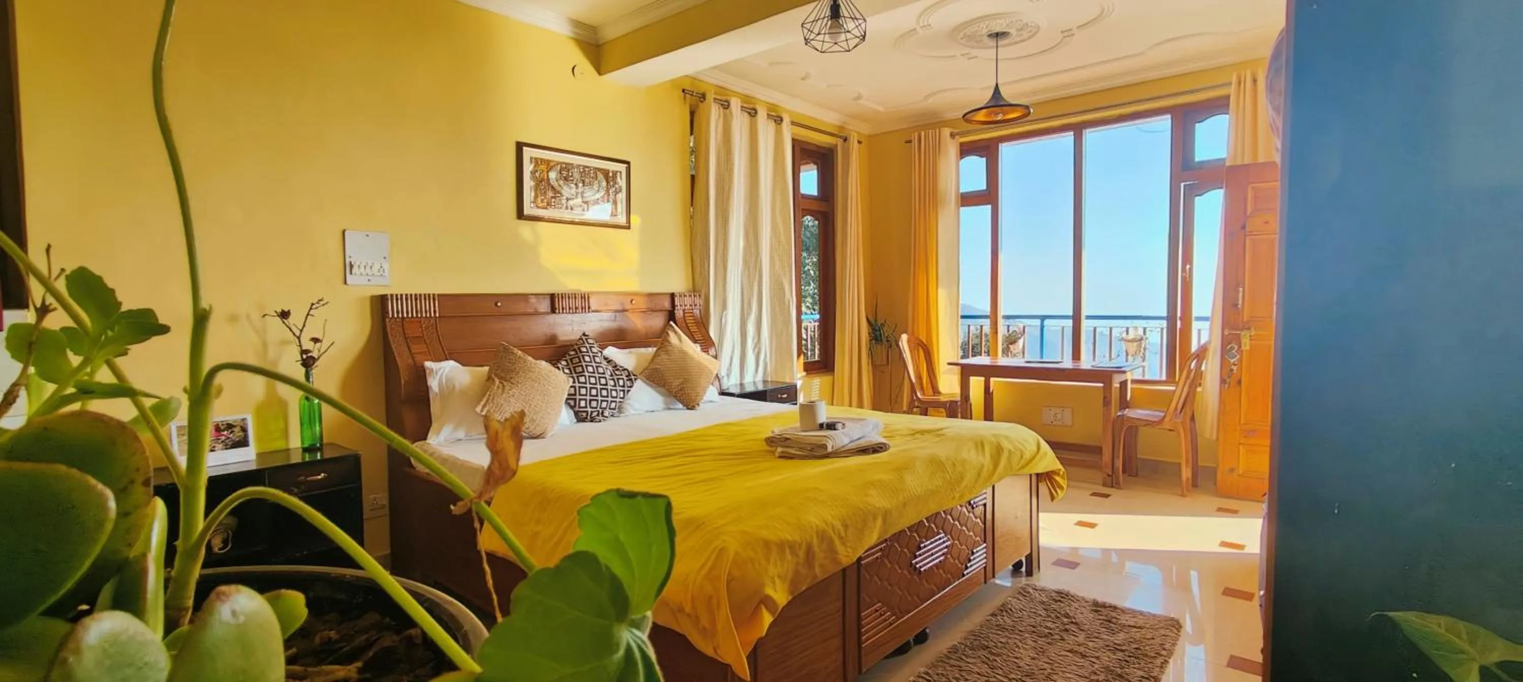 Photo of the whole room, Bed in The Unmad - Dharamkot