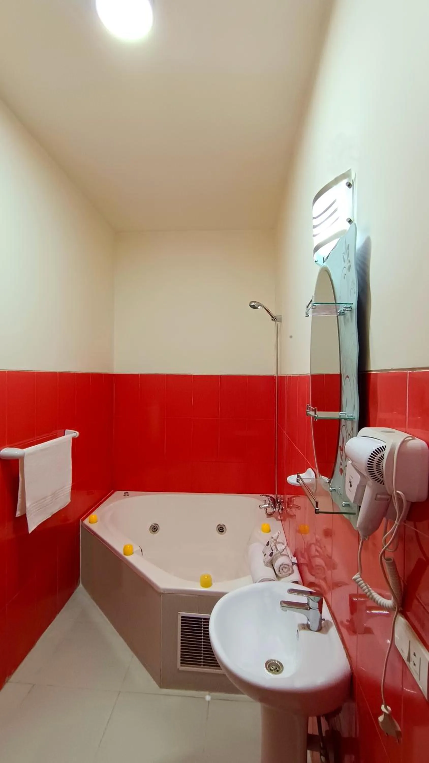 Bathroom in Hotel Gran Aurum