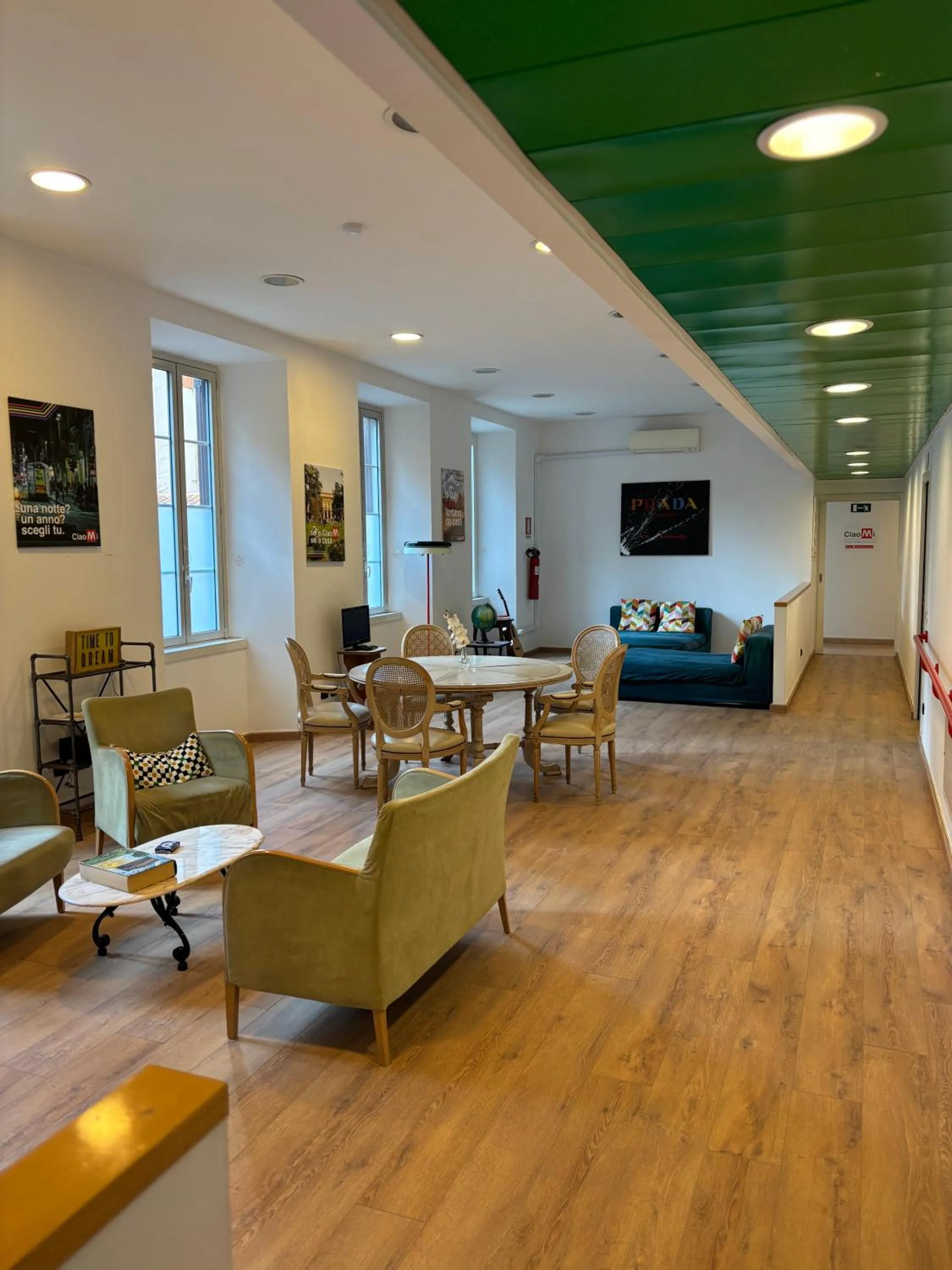 Communal lounge/ TV room in CiaoMi - Hostel & Long Stay - Milano Niguarda & Bicocca