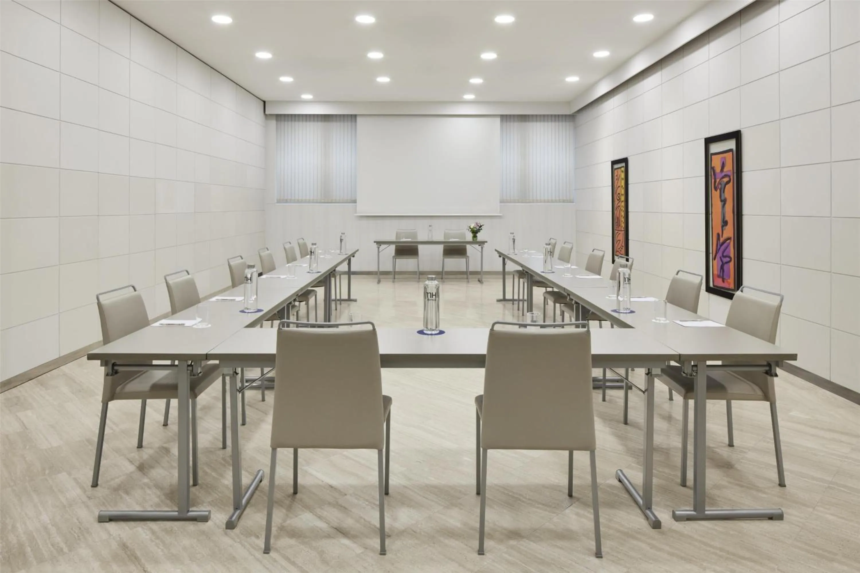 Spa and wellness centre/facilities in NH Barcelona Stadium