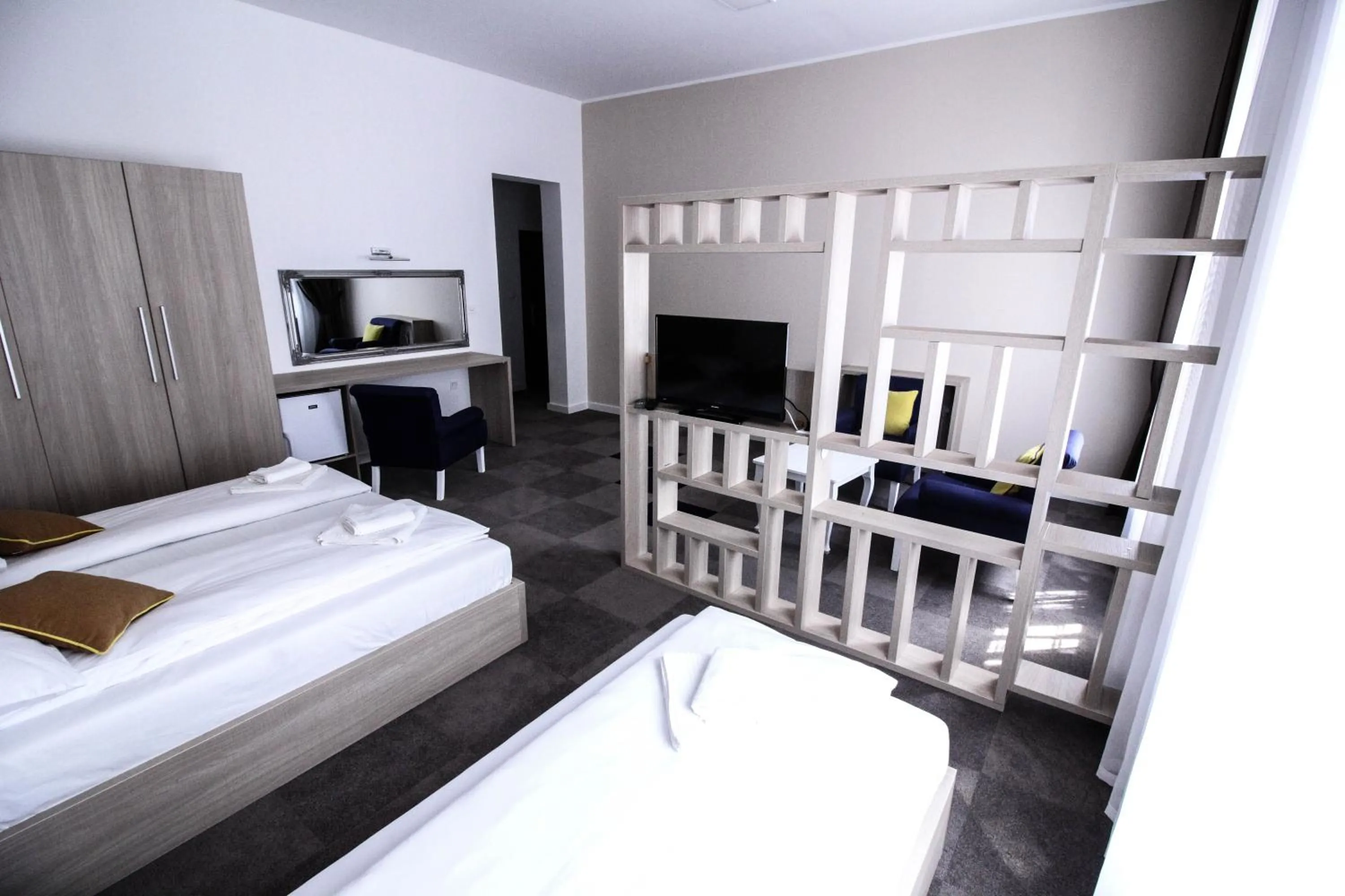 Photo of the whole room, Bed in Hotel Story