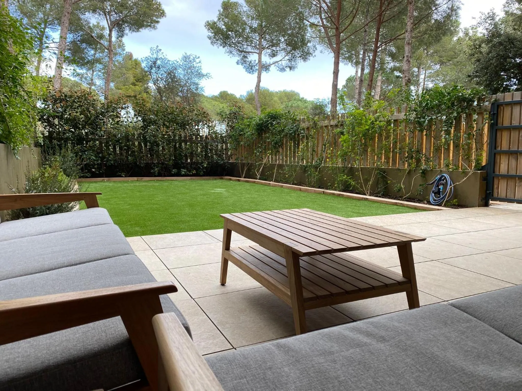 Garden in Apartamento nuevo, equipado y decorado con estilo