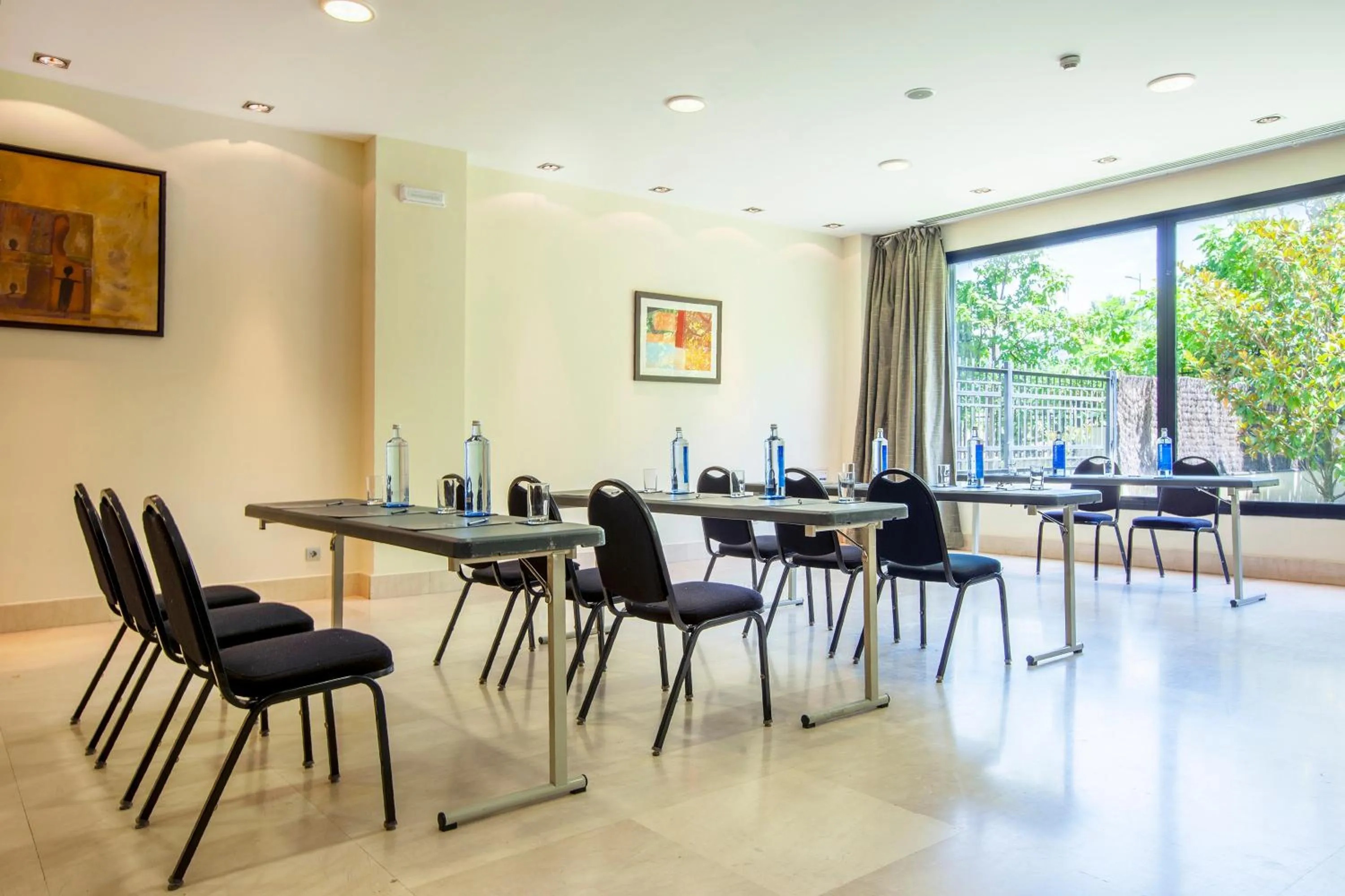 Business facilities in Hotel SB Express Madrid Norte
