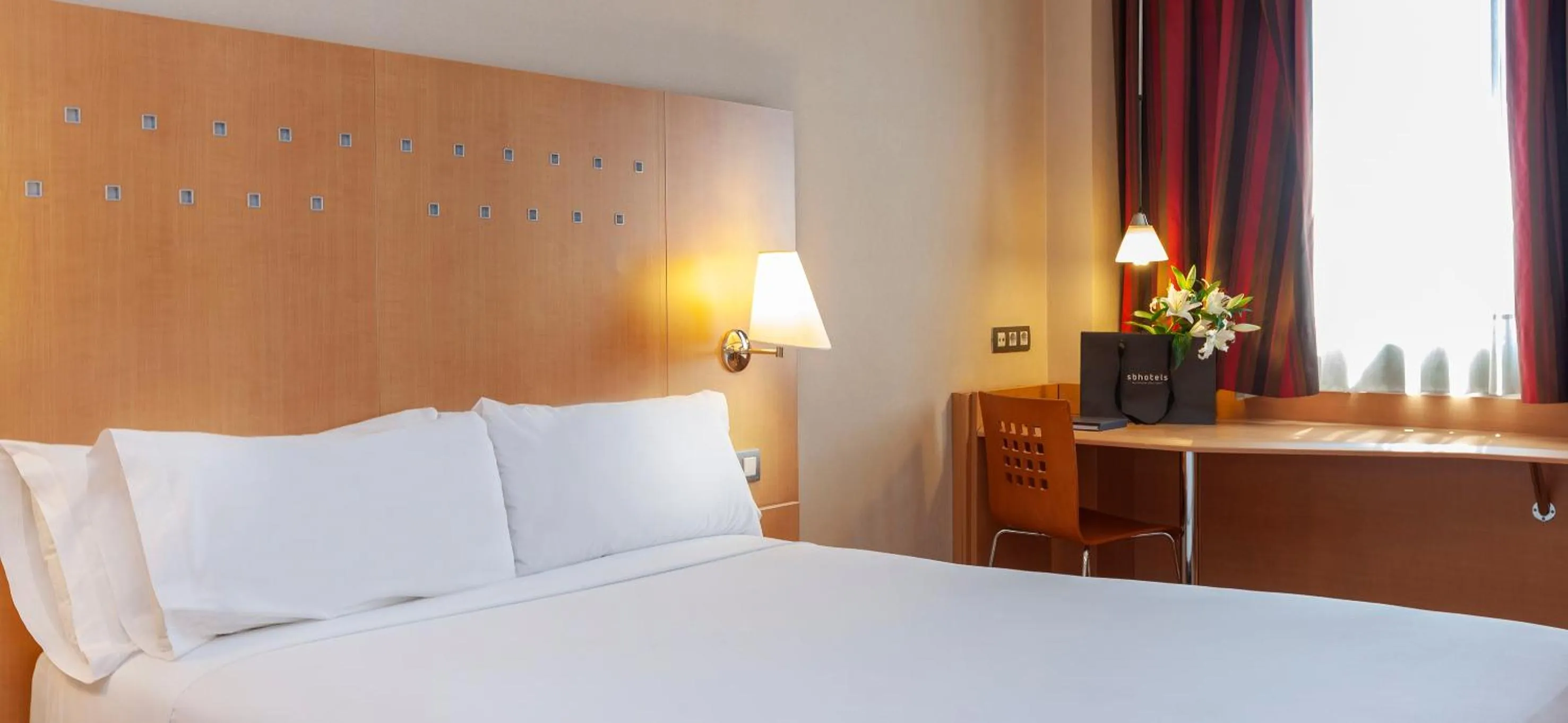 Bedroom, Bed in Hotel SB Express Madrid Norte