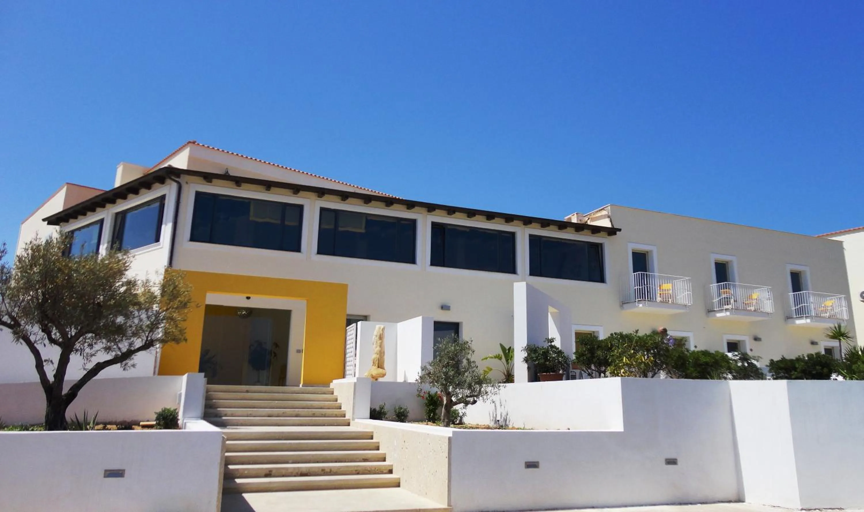 Facade/entrance in Hotel Sole