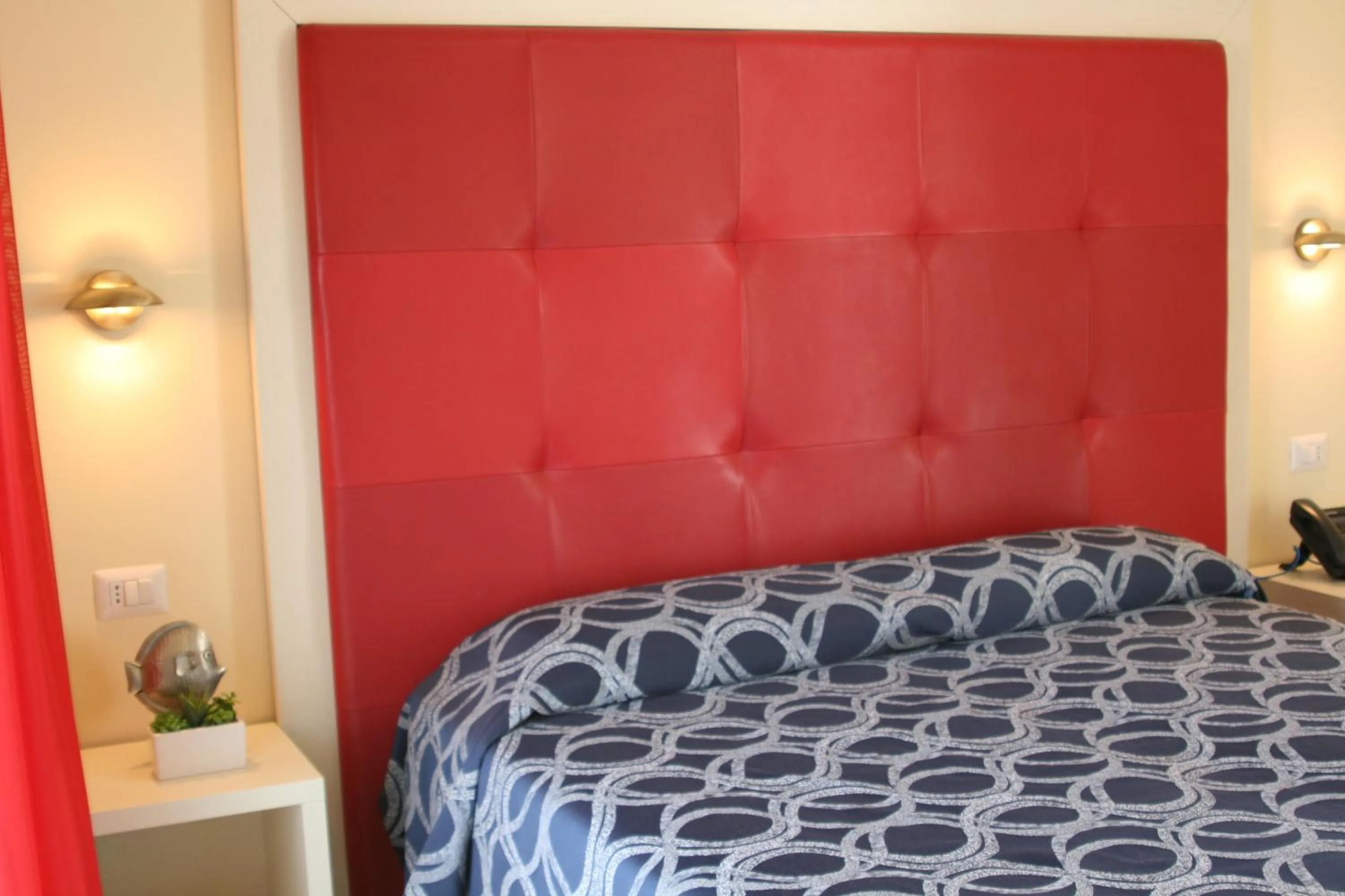 Bedroom, Bed in Hotel Sole