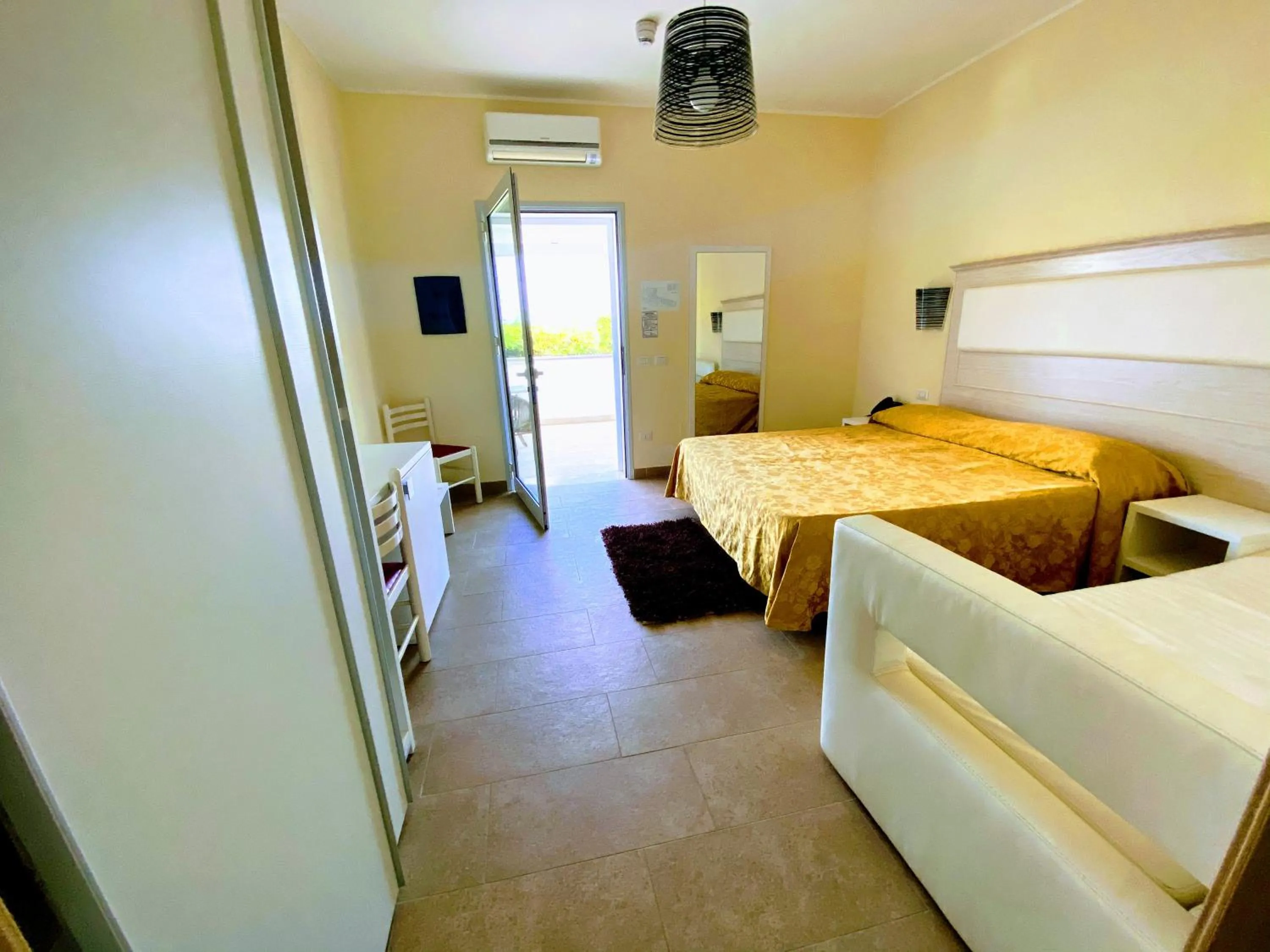 Photo of the whole room, Bed in Hotel Sole