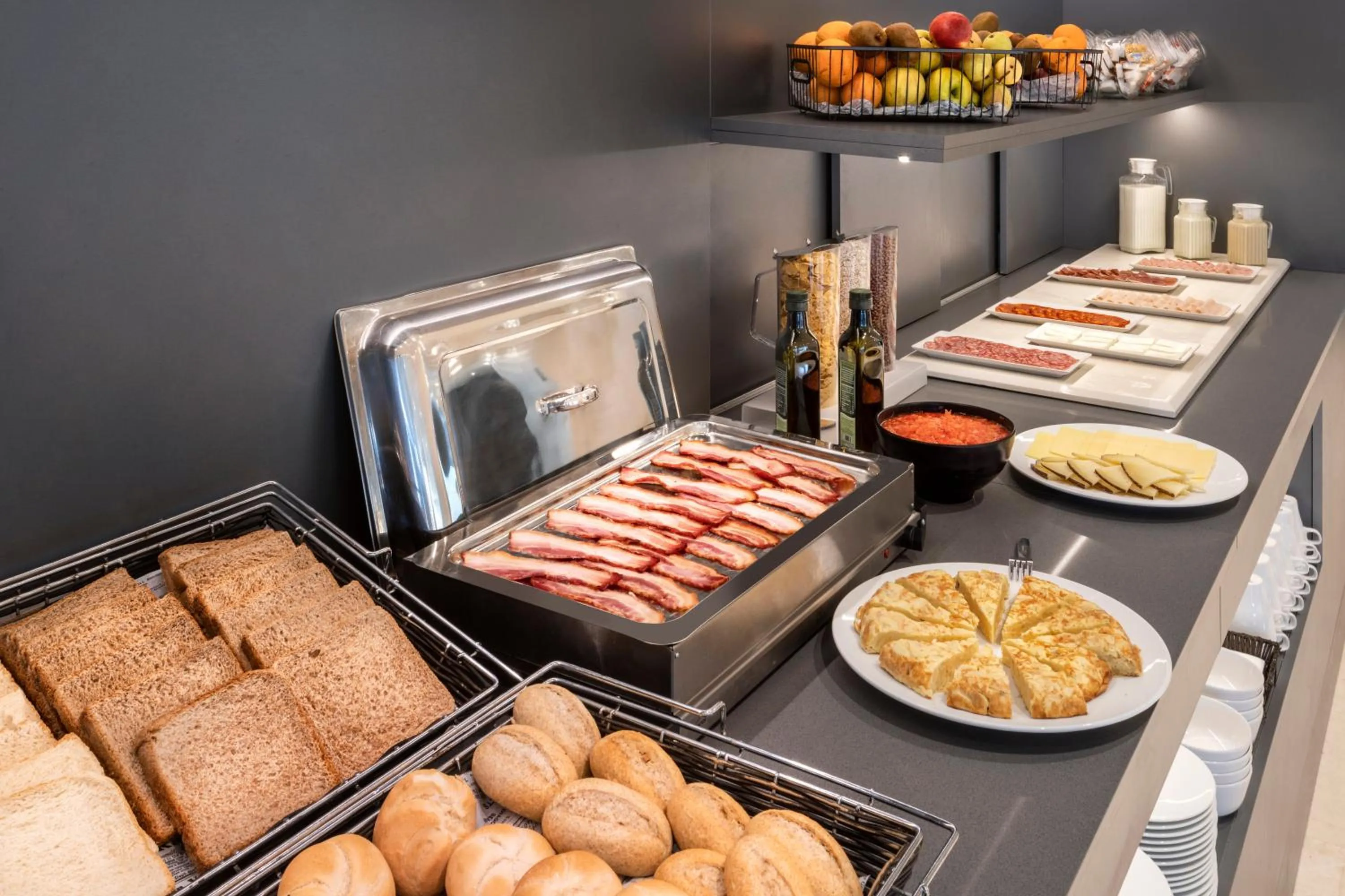 Buffet breakfast in B&B HOTEL Jerez