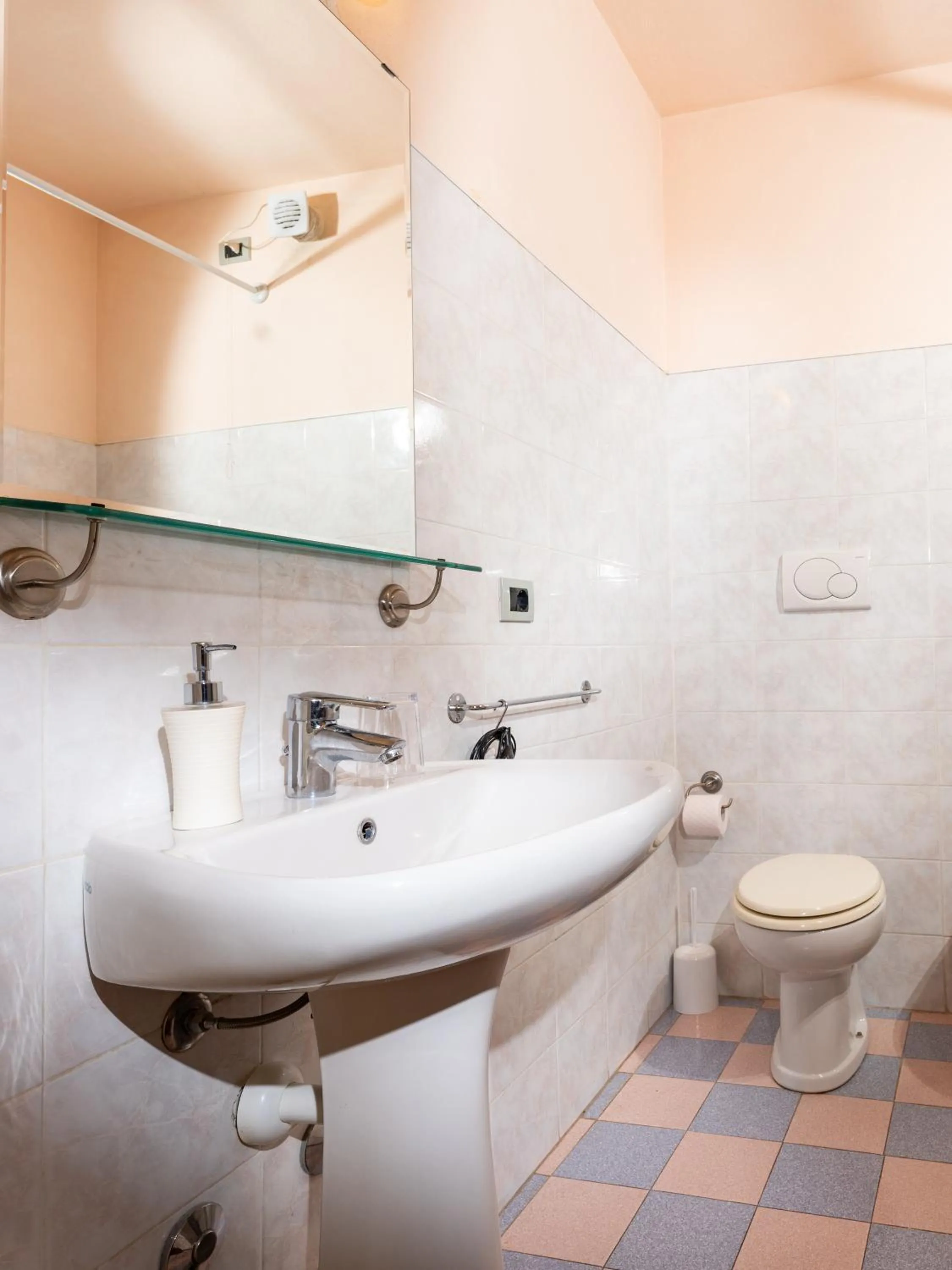 Bathroom in BB Molina