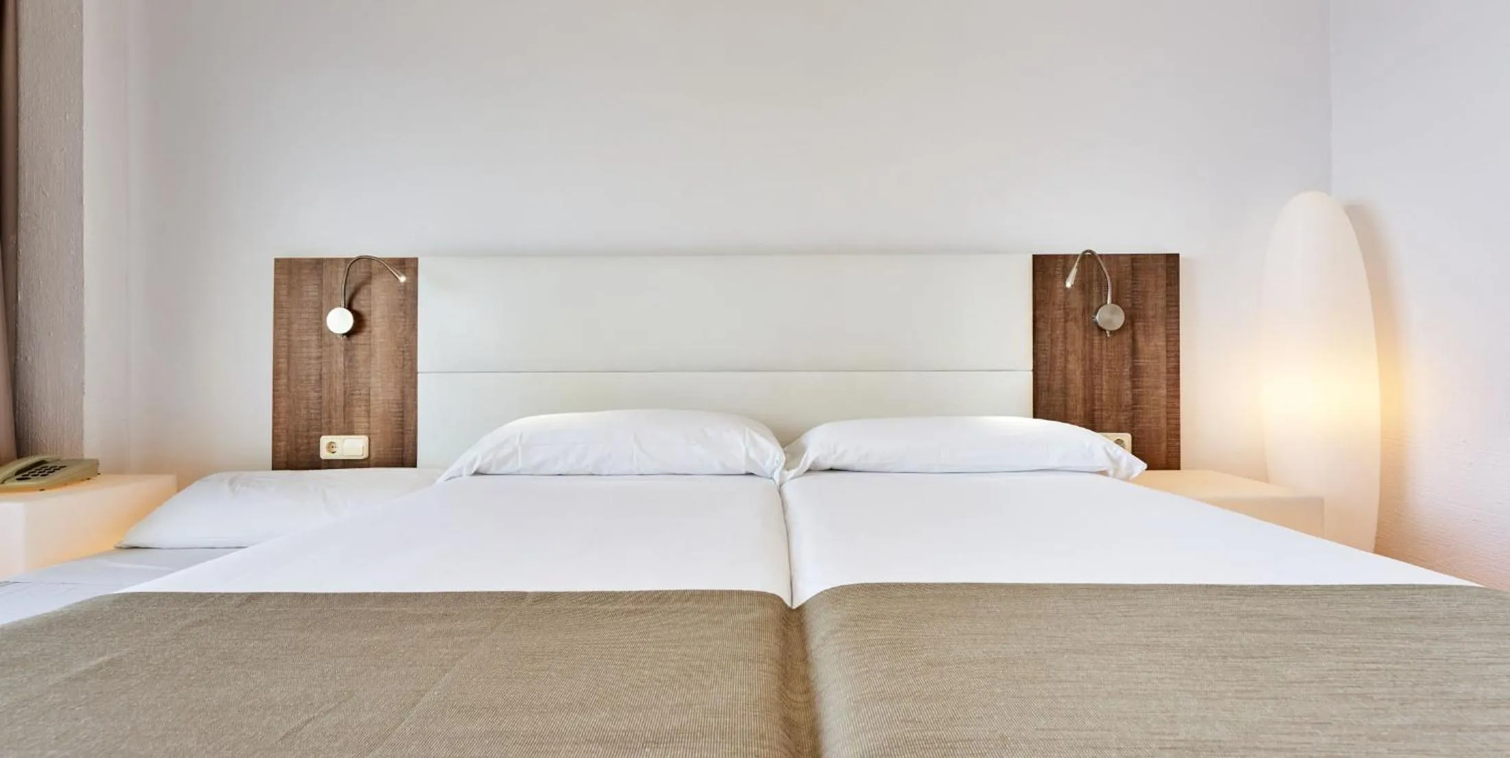 Decorative detail, Bed in Globales Cala Viñas Adults Only 16+