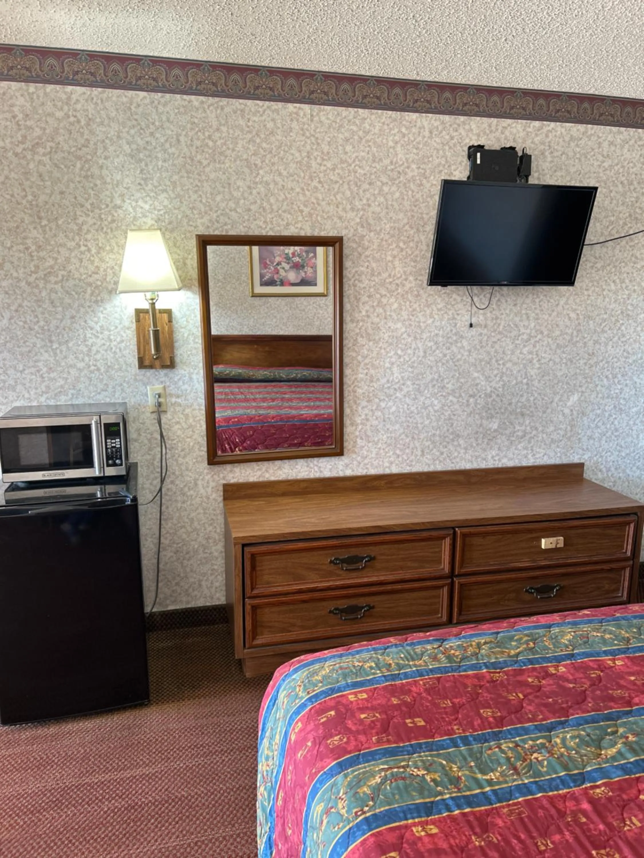 TV and multimedia, Bed in Heritage Inn