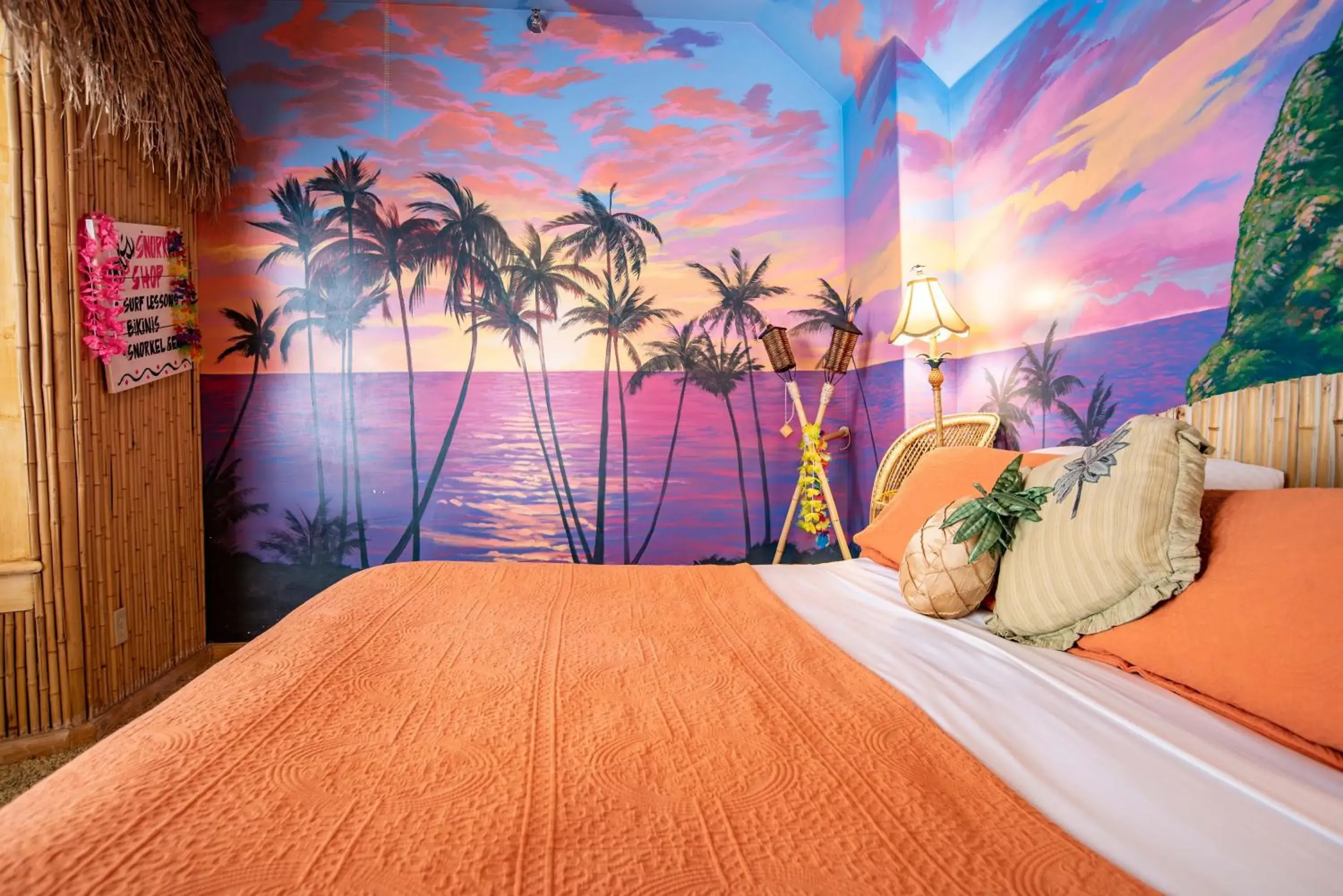 King Room with Lake View in The Anniversary Inn - Logan King Room with Lake View in The Anniversary Inn - Logan