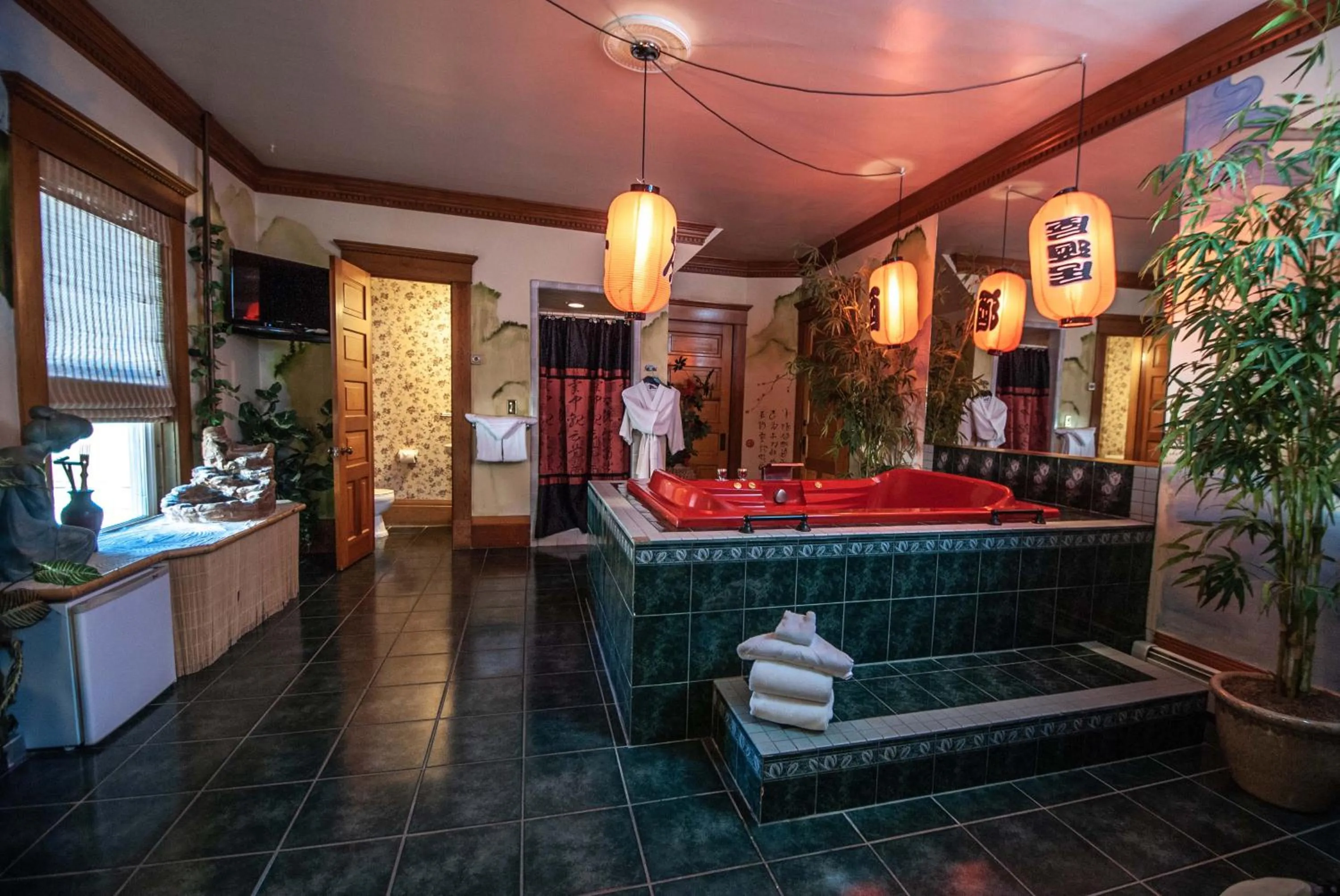 Bathroom in The Anniversary Inn - Logan