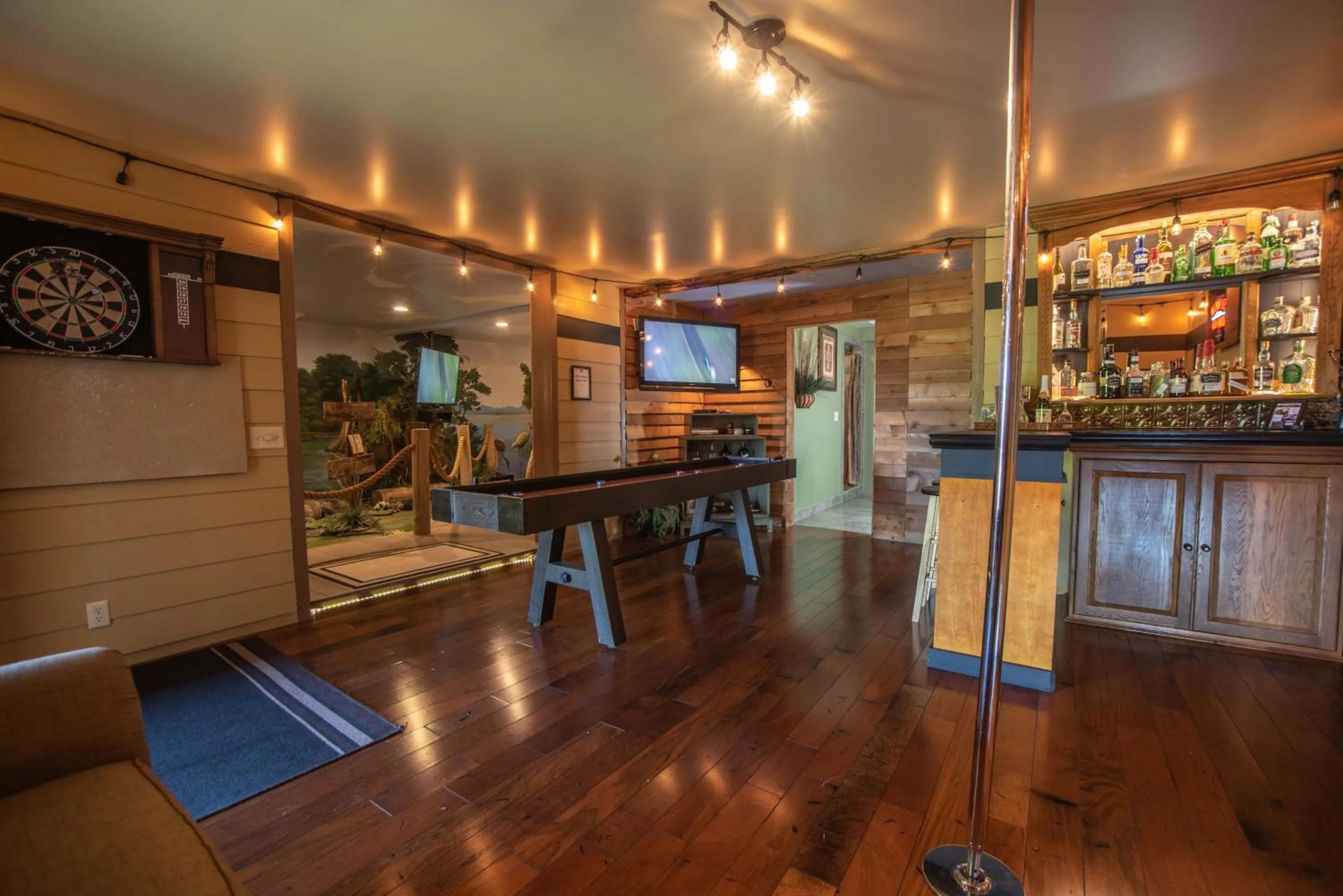 TV and multimedia in The Anniversary Inn - Logan