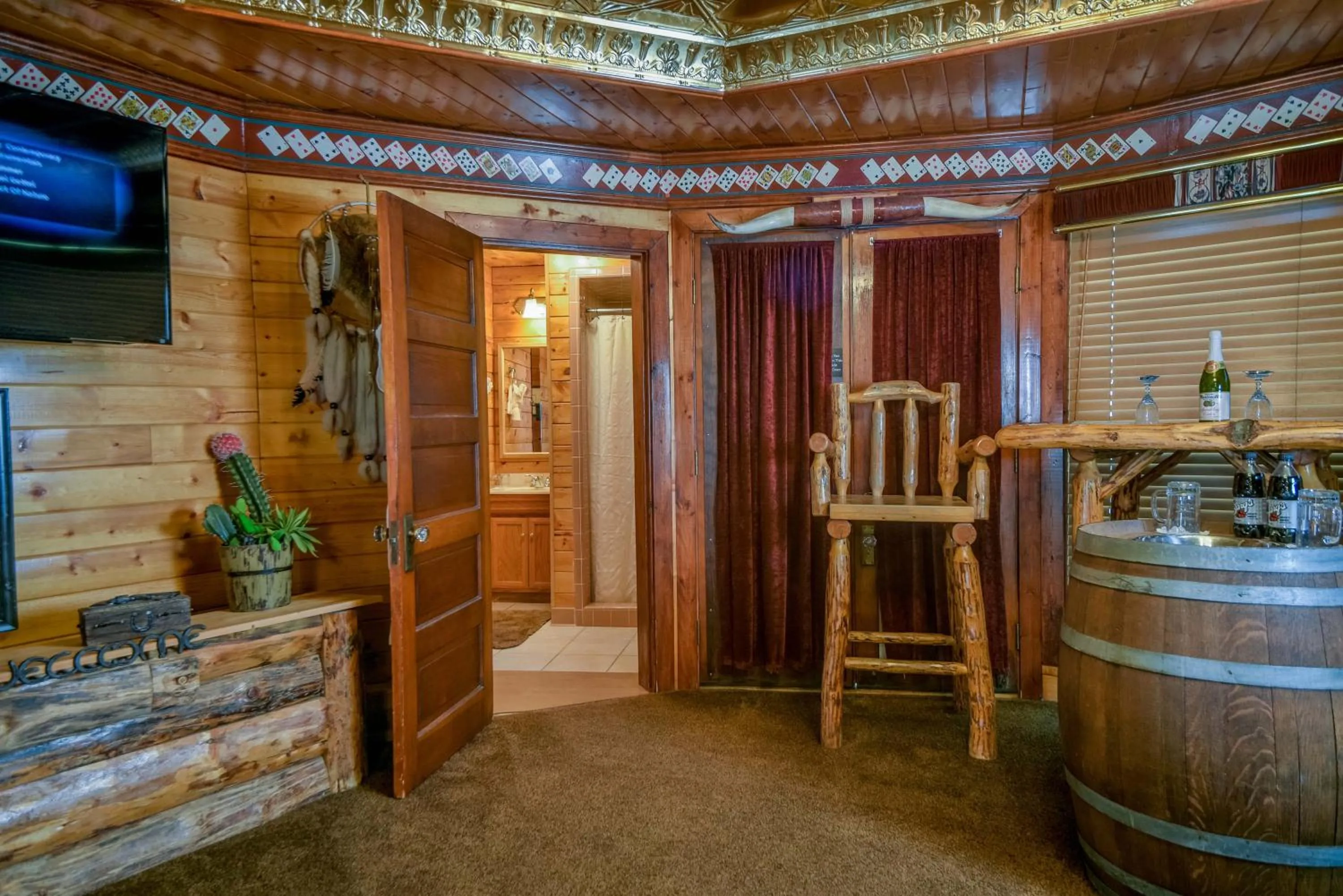 Decorative detail in The Anniversary Inn - Logan