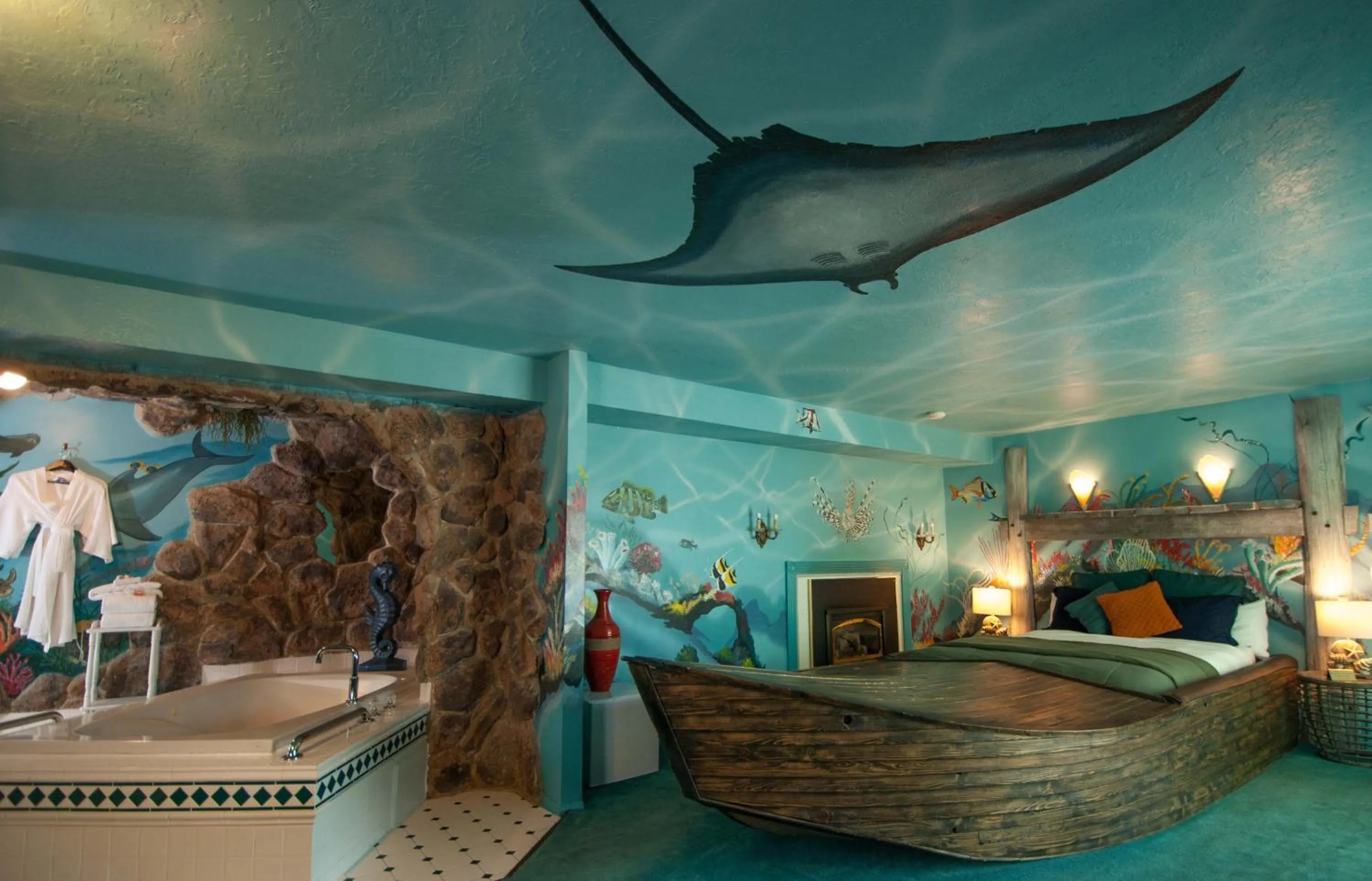 Photo of the whole room in The Anniversary Inn - Logan