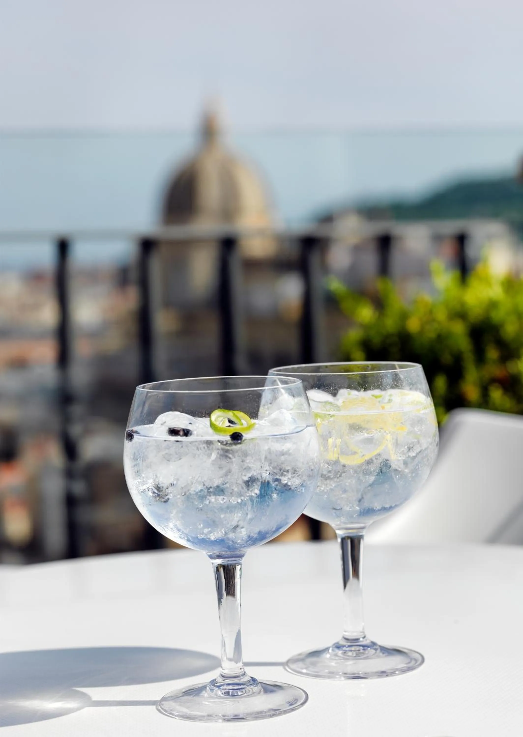 Food and drinks in H10 Universitat