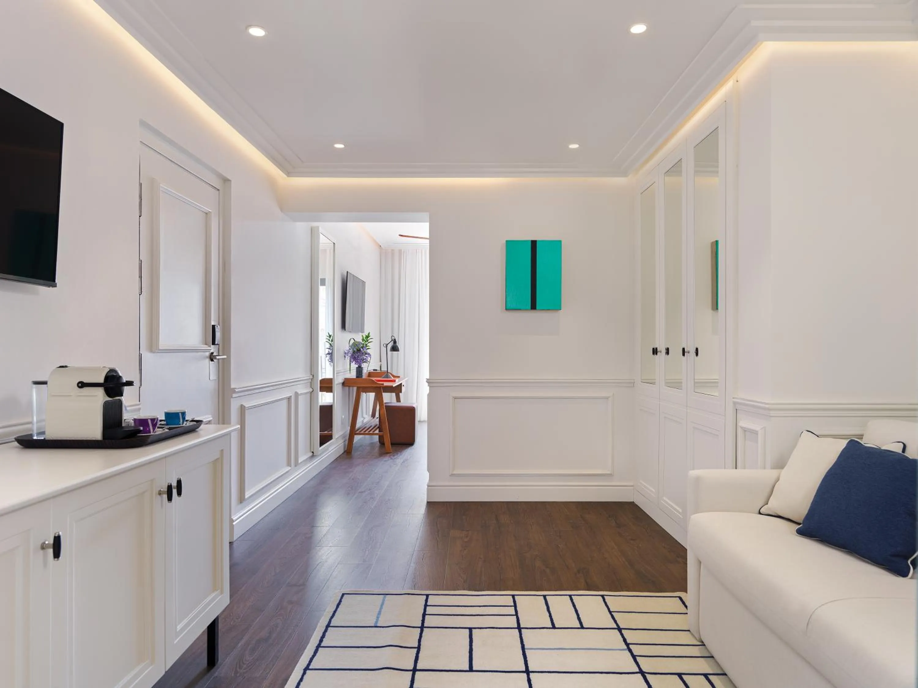 Bedroom in H10 Universitat