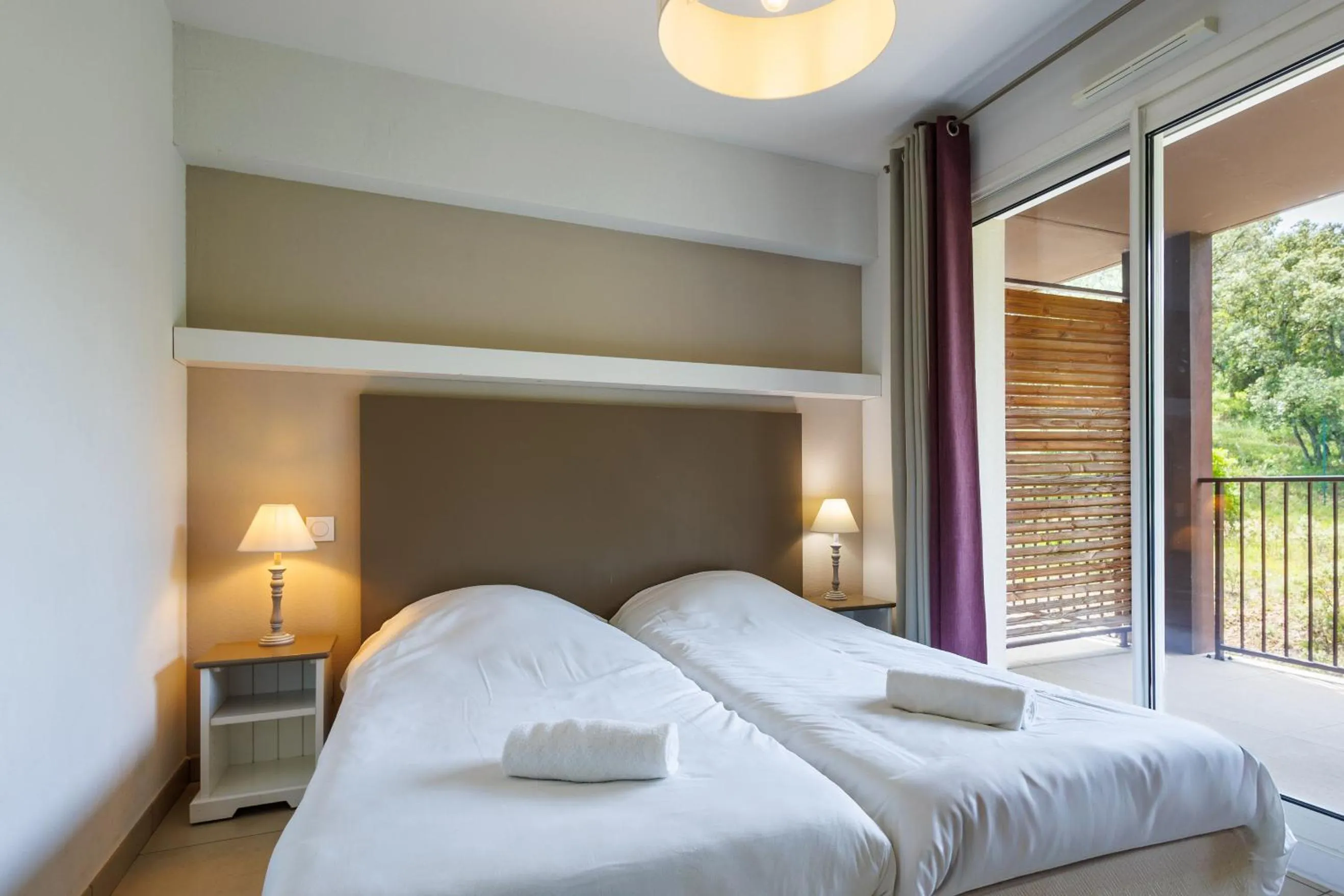 Bedroom, Bed in Residhotel Résidence Pont du Gard