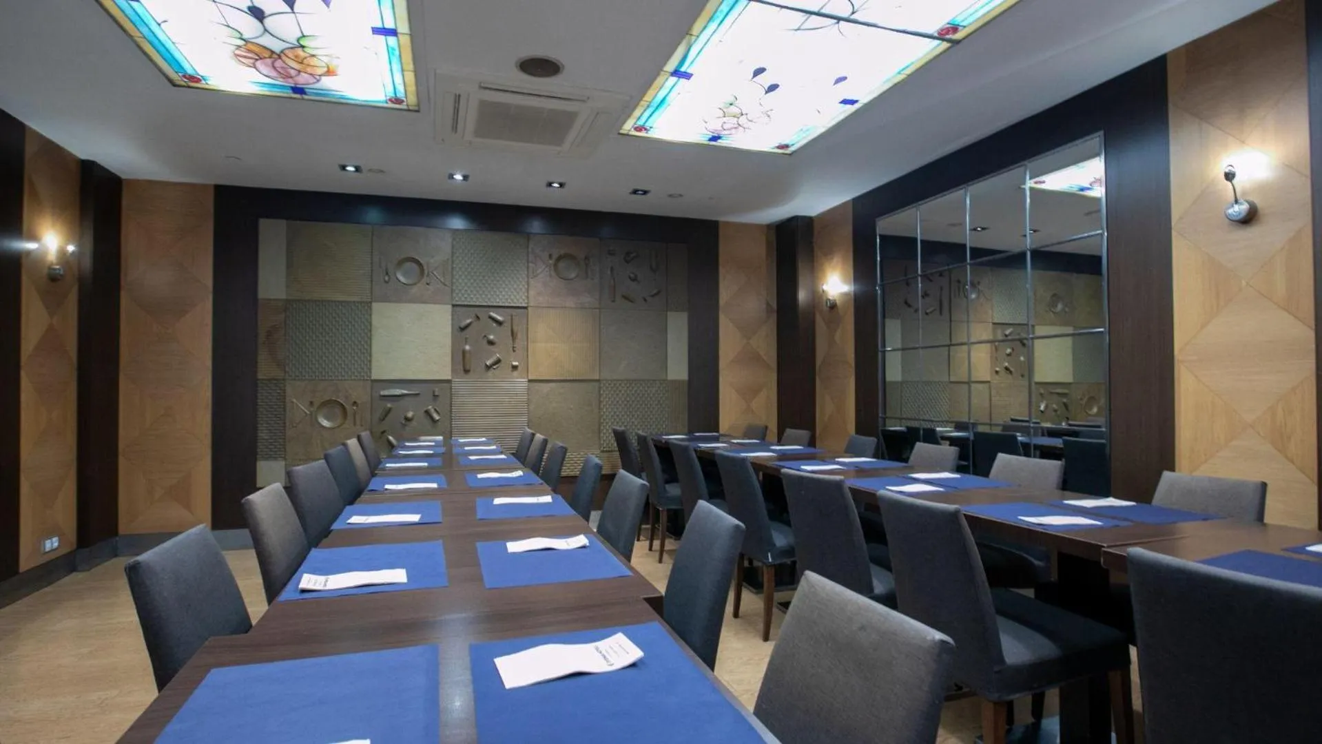 Meeting/conference room in Evenia Rocafort