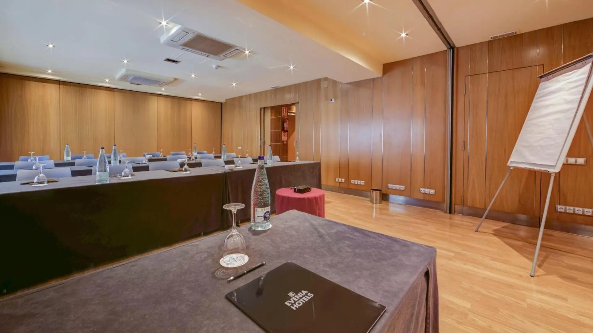 Meeting/conference room in Evenia Rossello