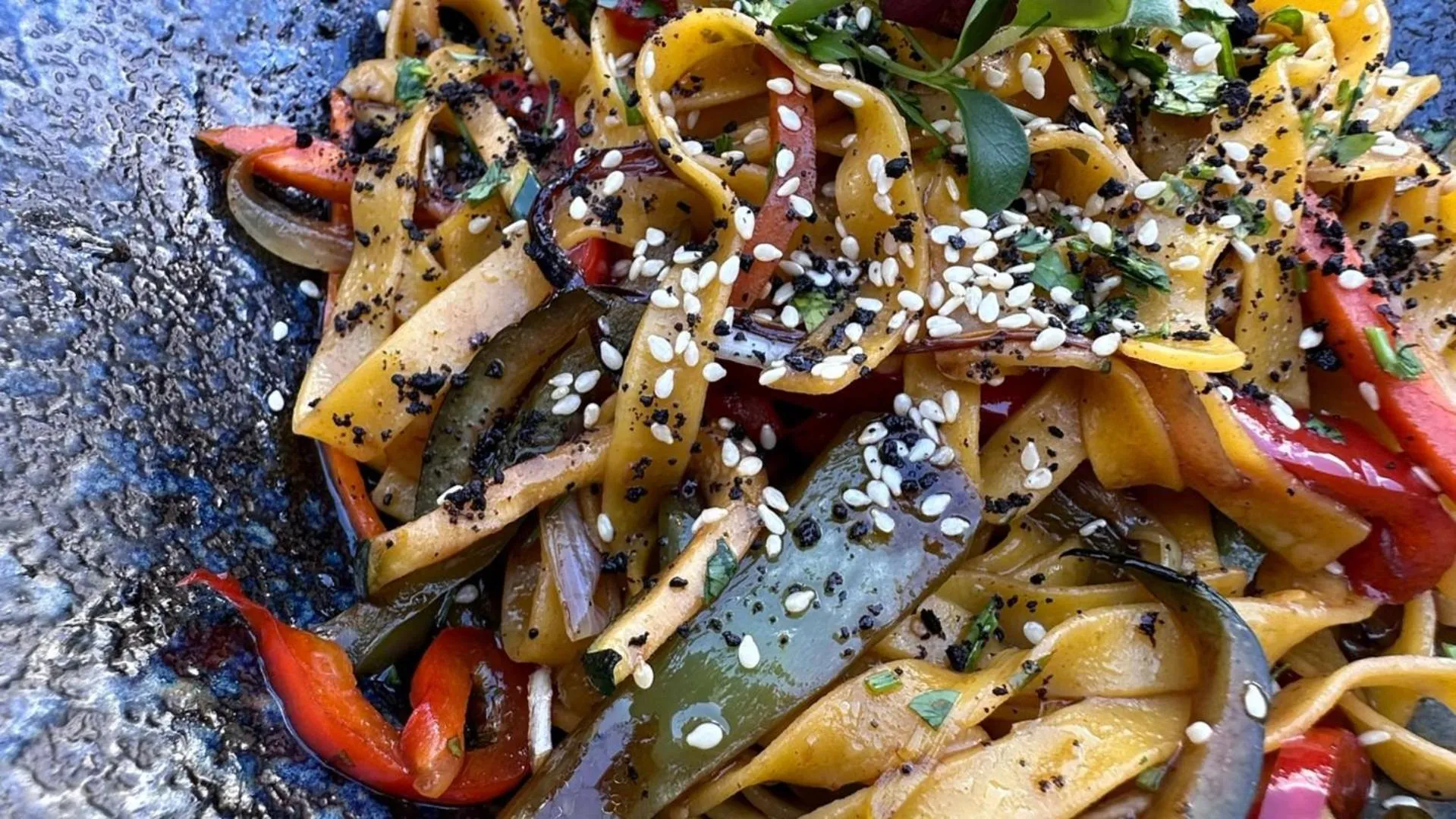 Restaurant/places to eat in Evenia Rossello