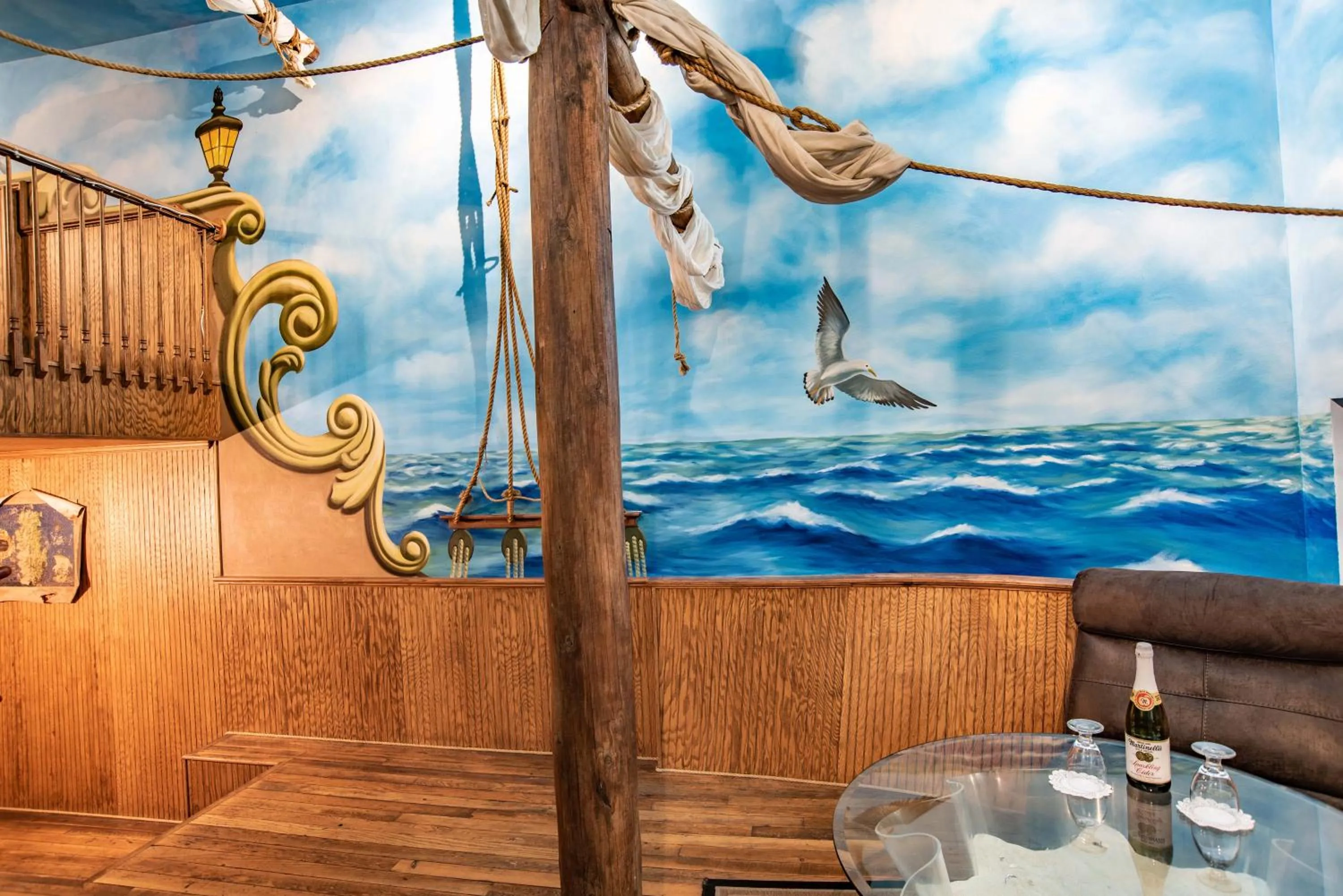 Decorative detail in The Anniversary Inn - Boise