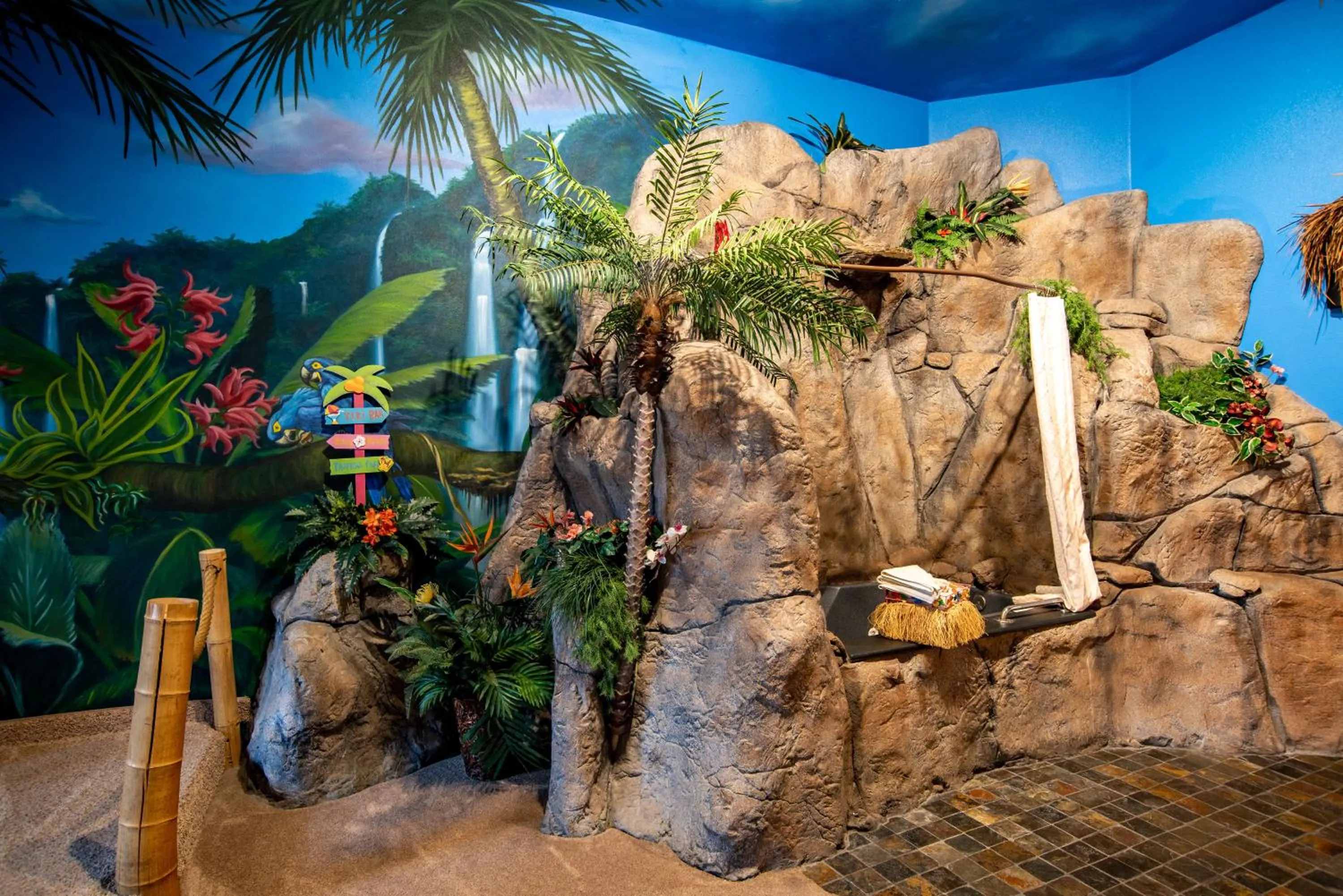 Decorative detail in The Anniversary Inn - Boise